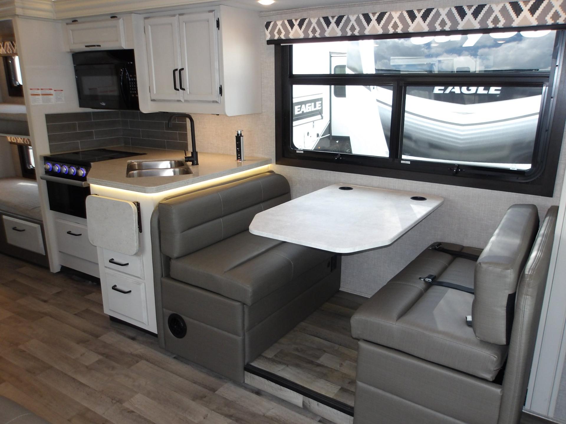2022 Jayco 2022 Jayco Greyhawk - thumbnail 17
