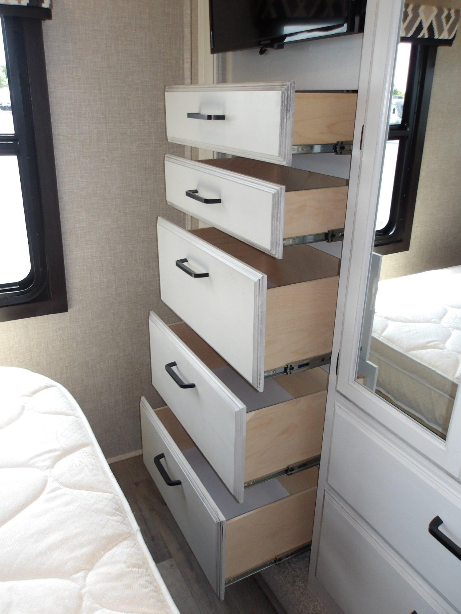 2022 Jayco 2022 Jayco Greyhawk - thumbnail 44