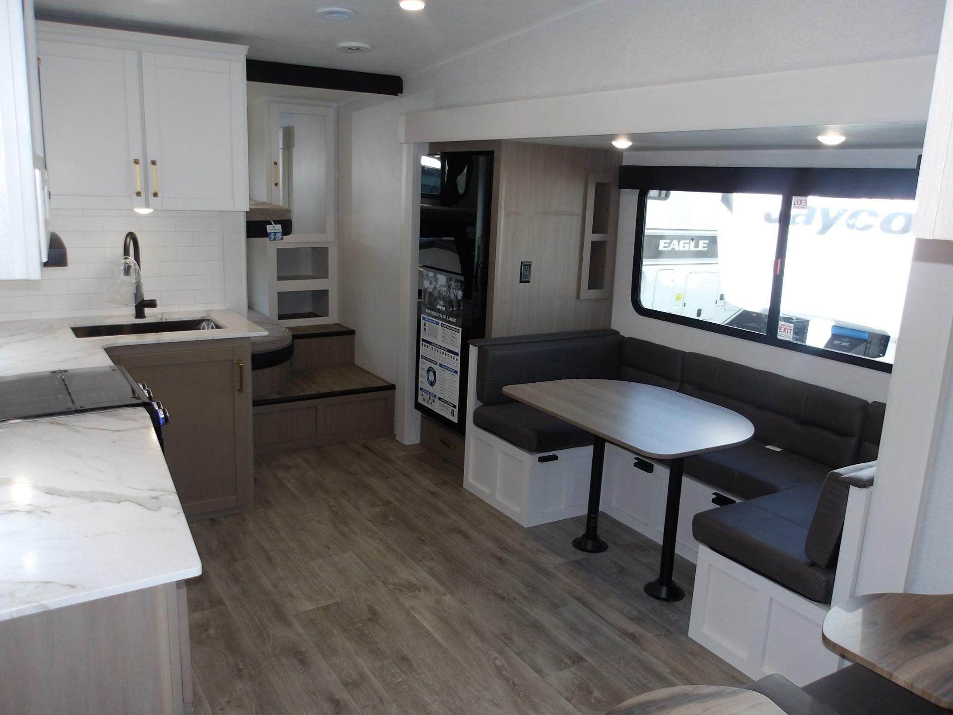 2027 Jayco 2027 Jayco Eagle SLE - thumbnail 17