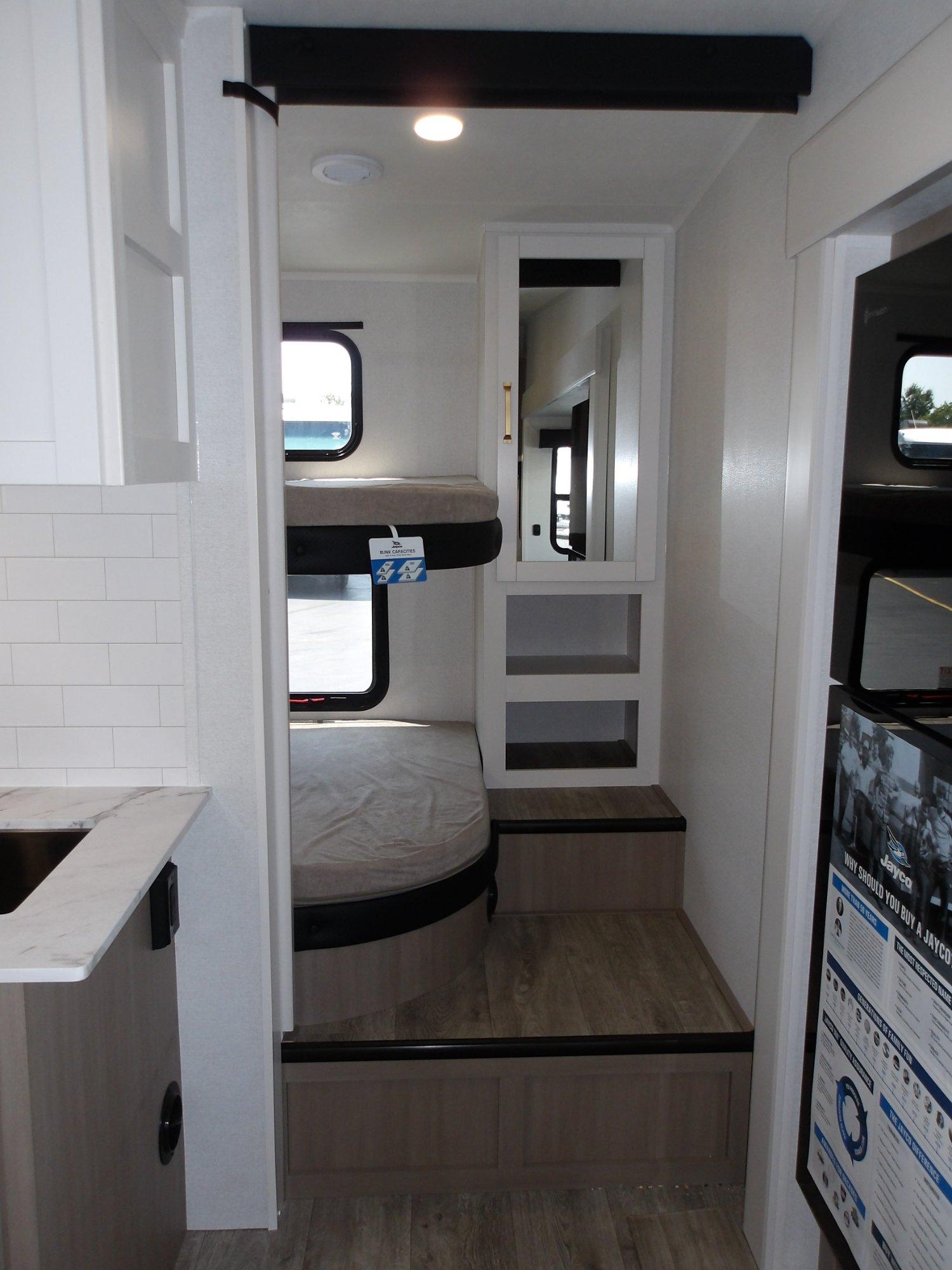 2027 Jayco 2027 Jayco Eagle SLE - thumbnail 34