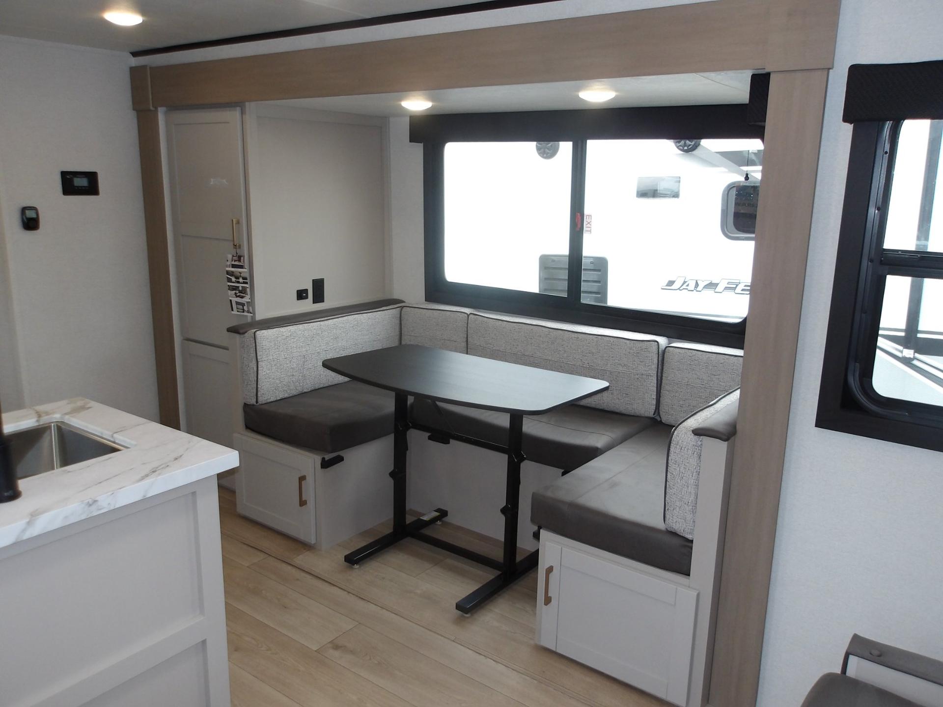 2027 Jayco 2027 Jayco Jay Feather - thumbnail 15