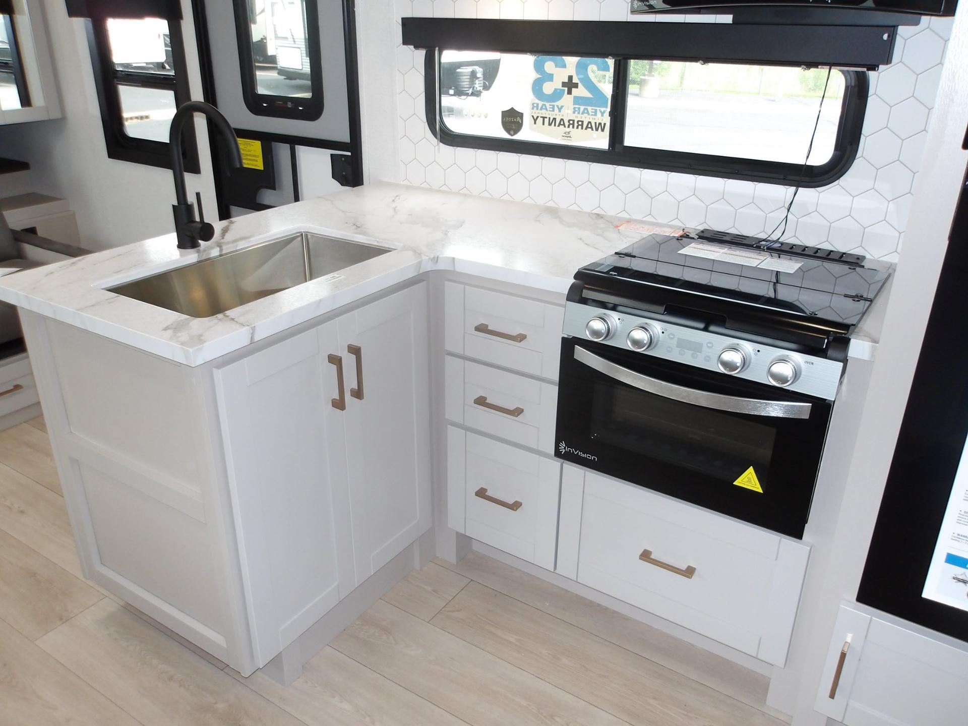 2027 Jayco 2027 Jayco Jay Feather - thumbnail 21
