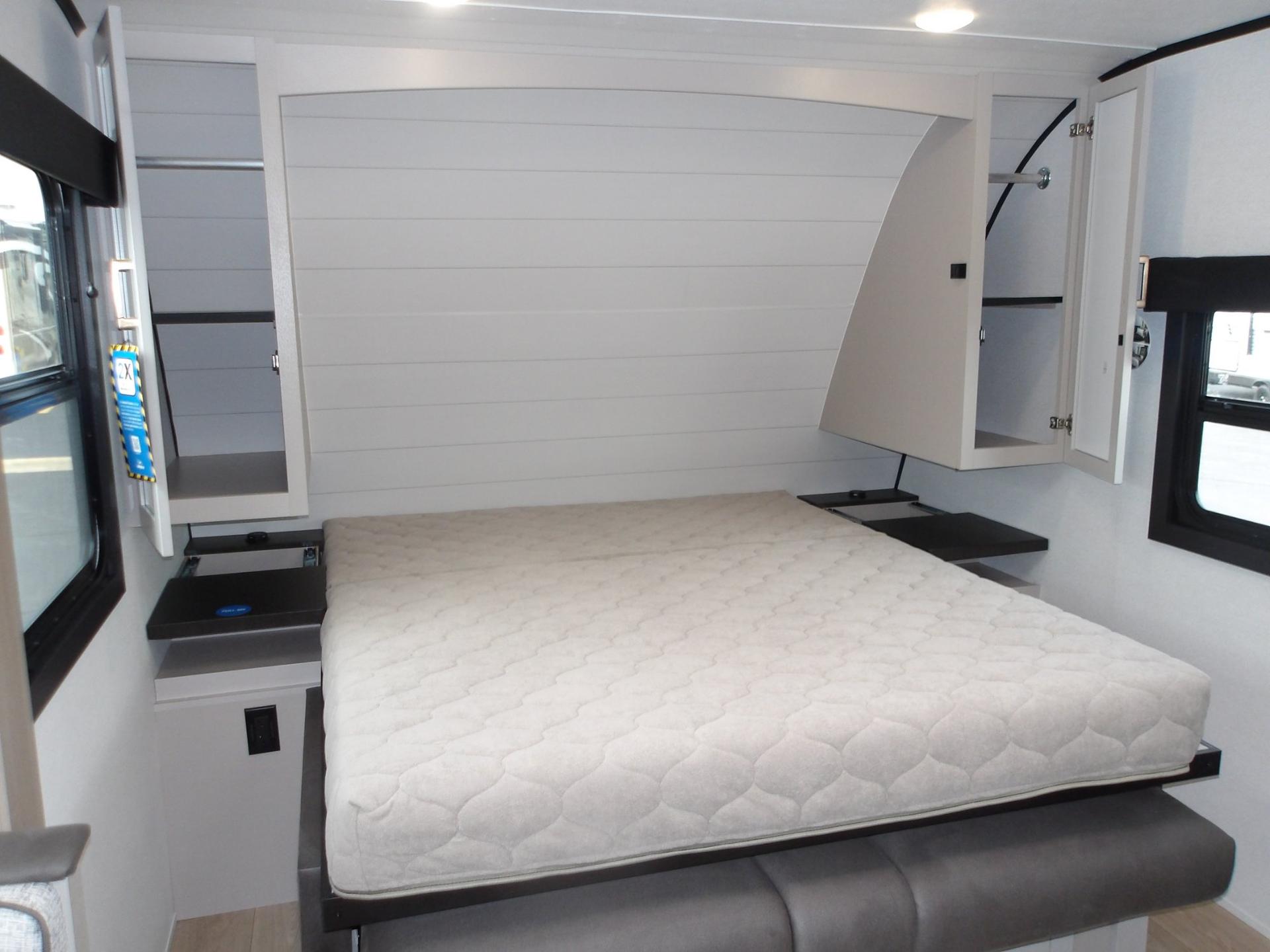 2027 Jayco 2027 Jayco Jay Feather - thumbnail 39