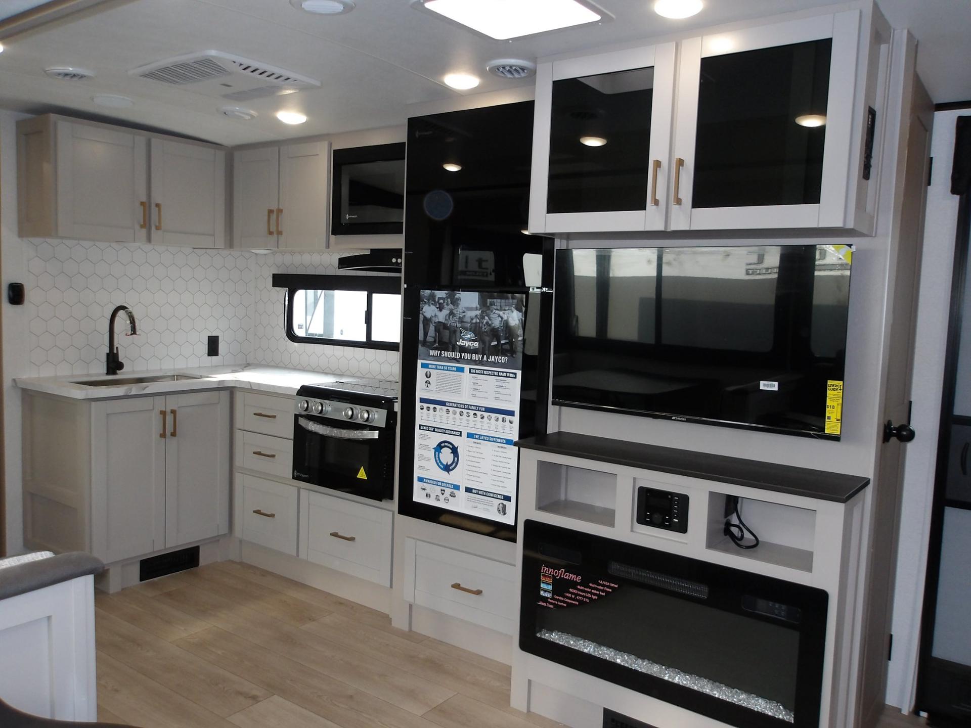 2027 Jayco 2027 Jayco Jay Feather - thumbnail 18