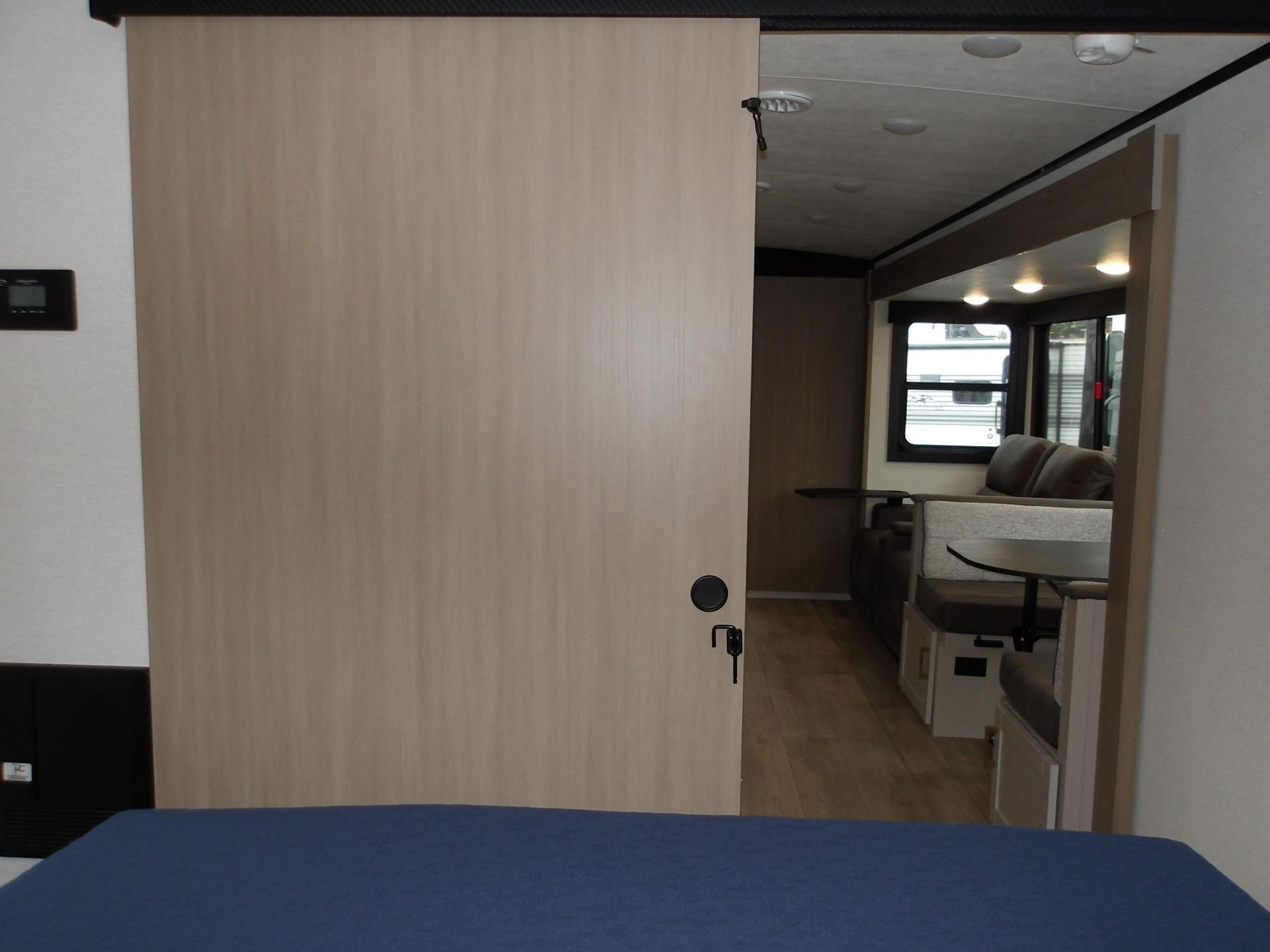 2027 Jayco 2027 Jayco Jay Feather - thumbnail 36