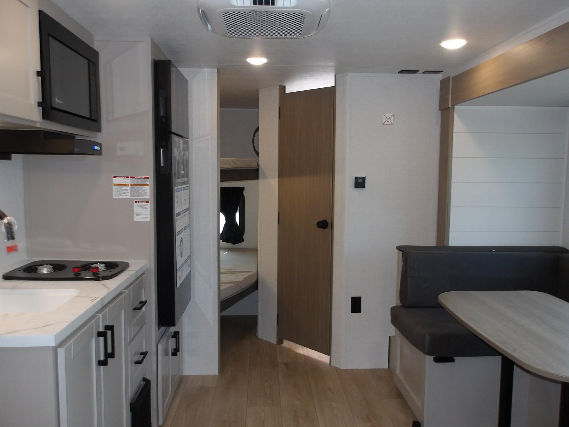 2027 Jayco 2027 Jayco Jay Flight - thumbnail 10