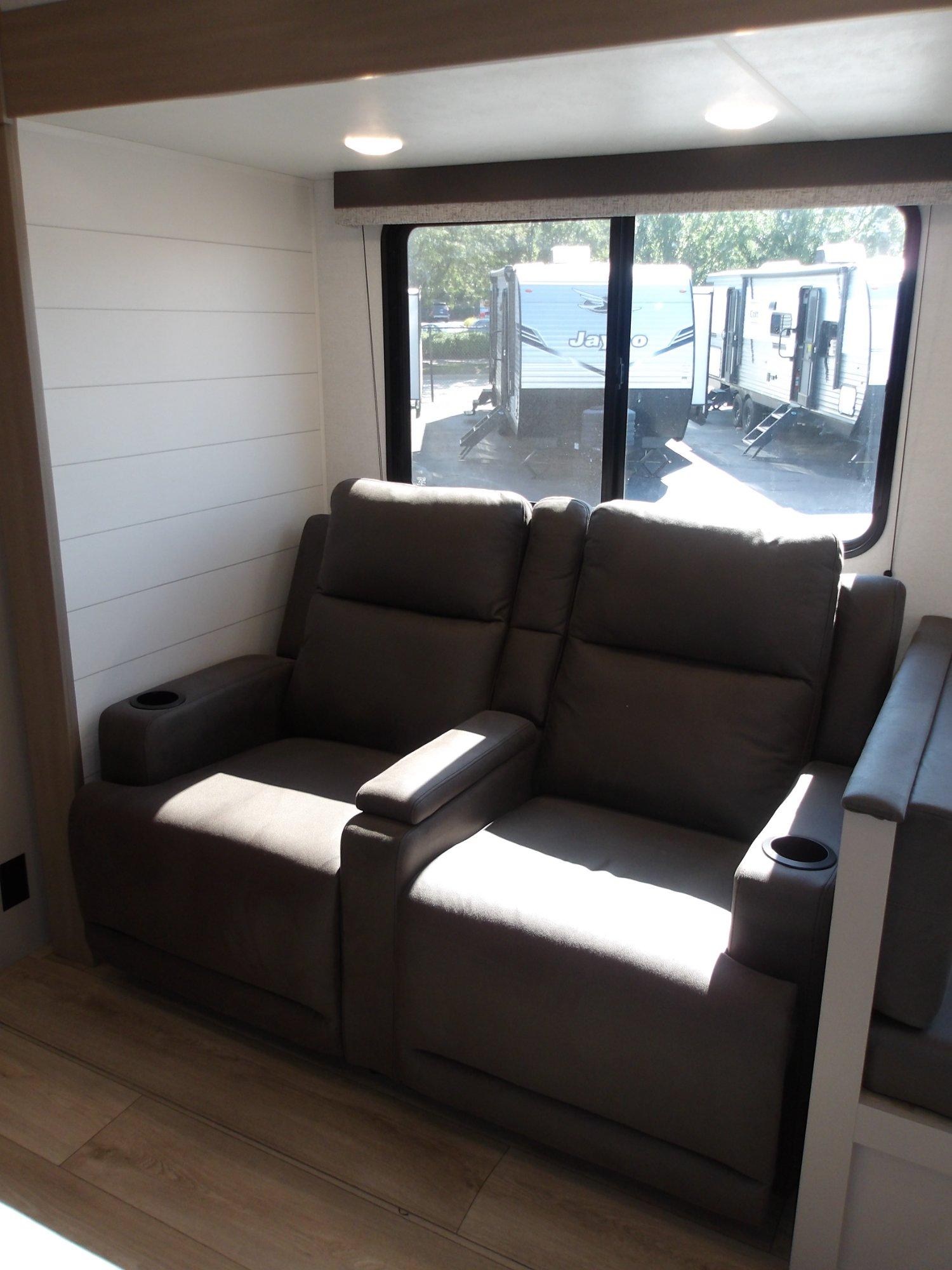 2027 Jayco 2027 Jayco Jay Flight - thumbnail 14