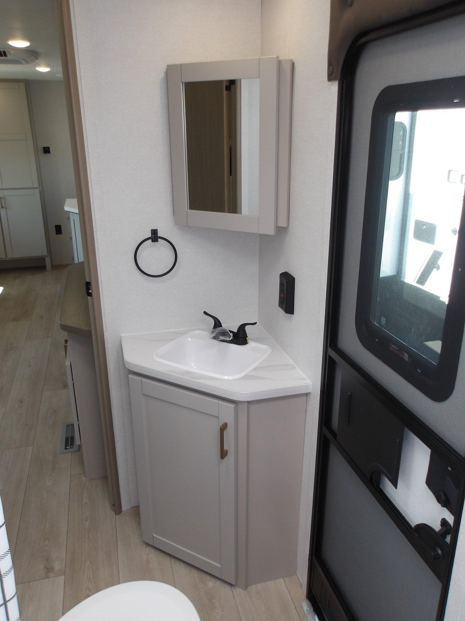 2027 Jayco 2027 Jayco Jay Flight - thumbnail 29