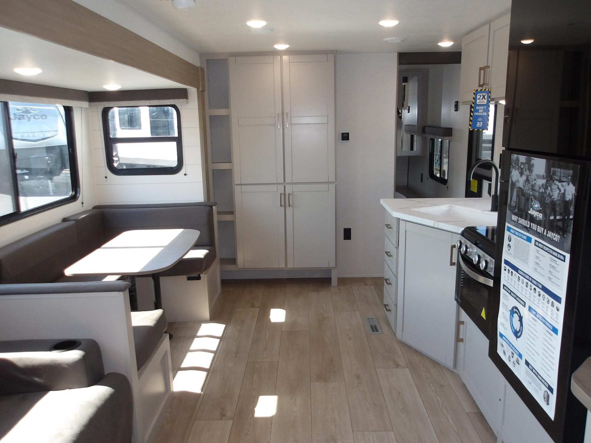 2027 Jayco 2027 Jayco Jay Flight - thumbnail 32