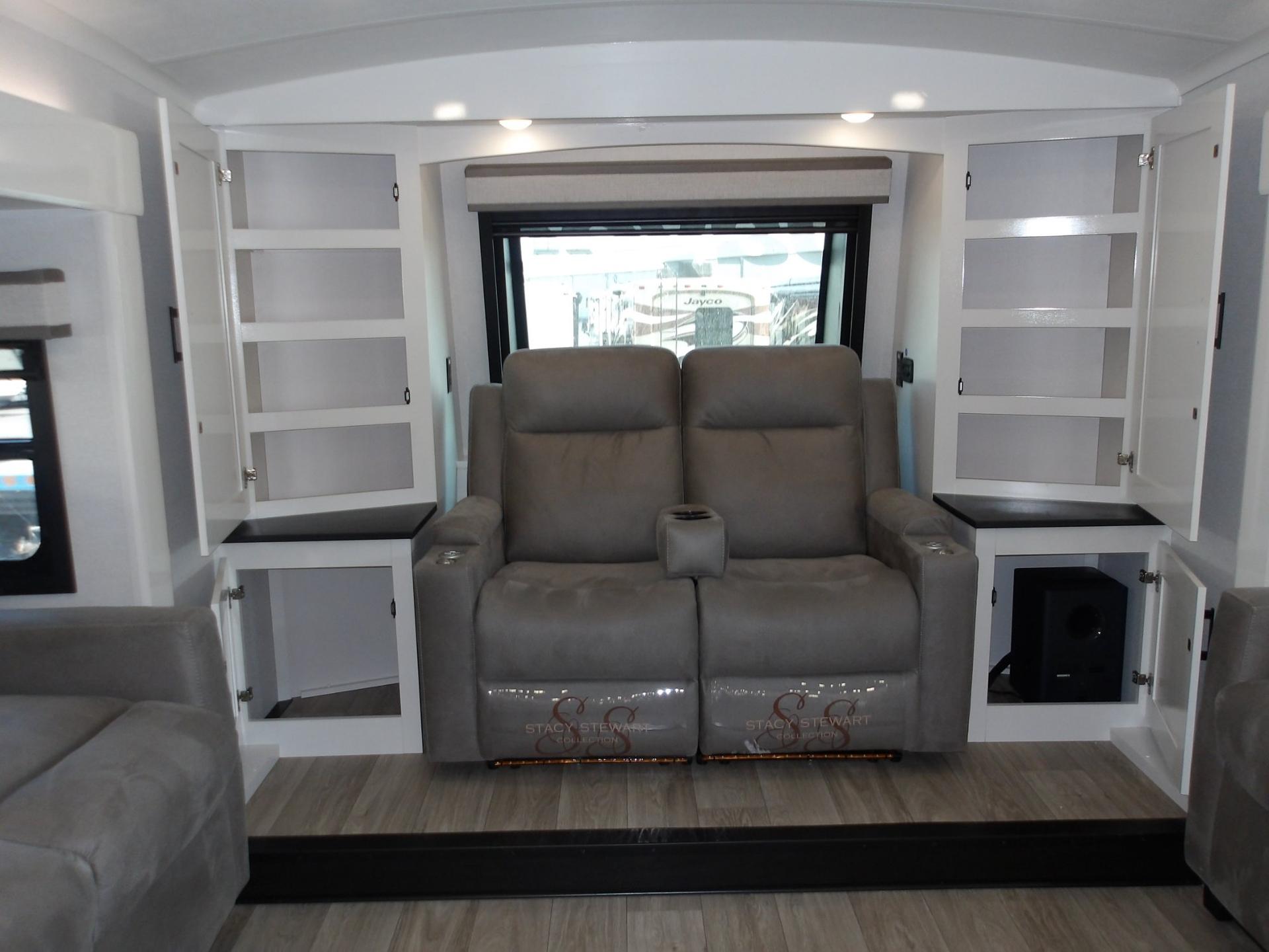 2027 Jayco 2027 Jayco Pinnacle - thumbnail 42