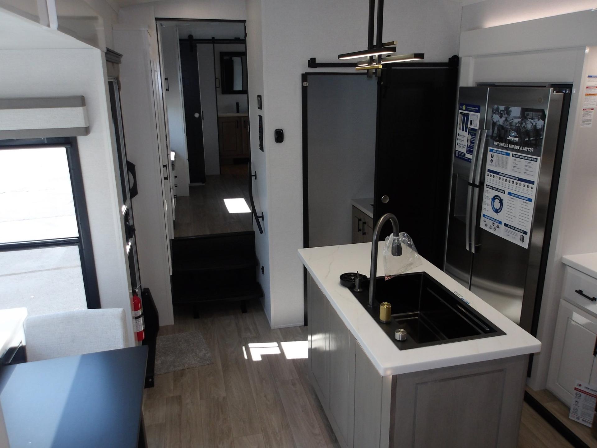2027 Jayco 2027 Jayco Pinnacle - thumbnail 48