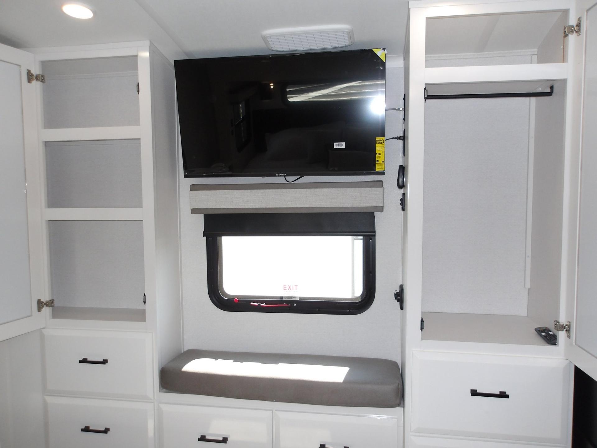 2027 Jayco 2027 Jayco Pinnacle - thumbnail 61