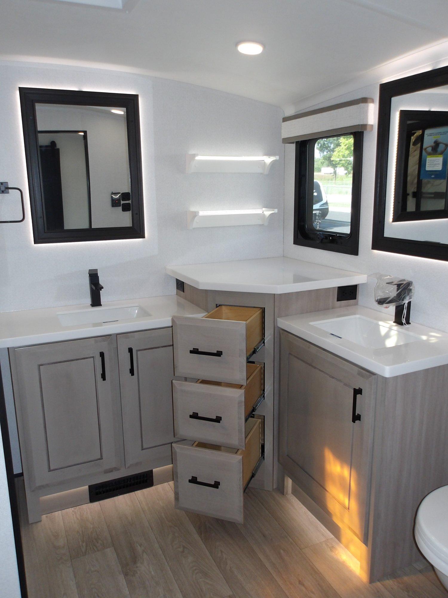 2027 Jayco 2027 Jayco Pinnacle - thumbnail 65