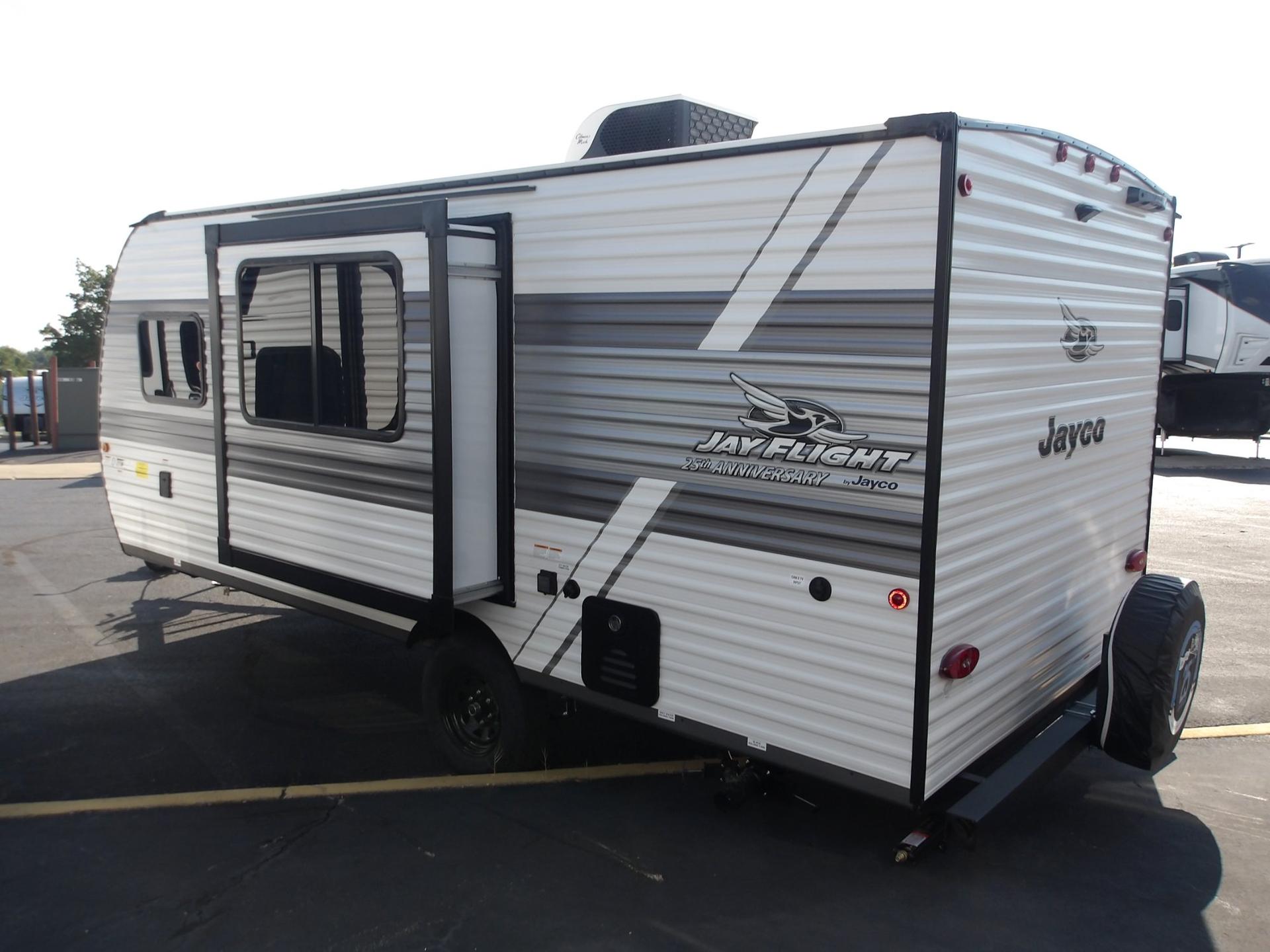 2027 Jayco 2027 Jayco Jay Flight - thumbnail 7