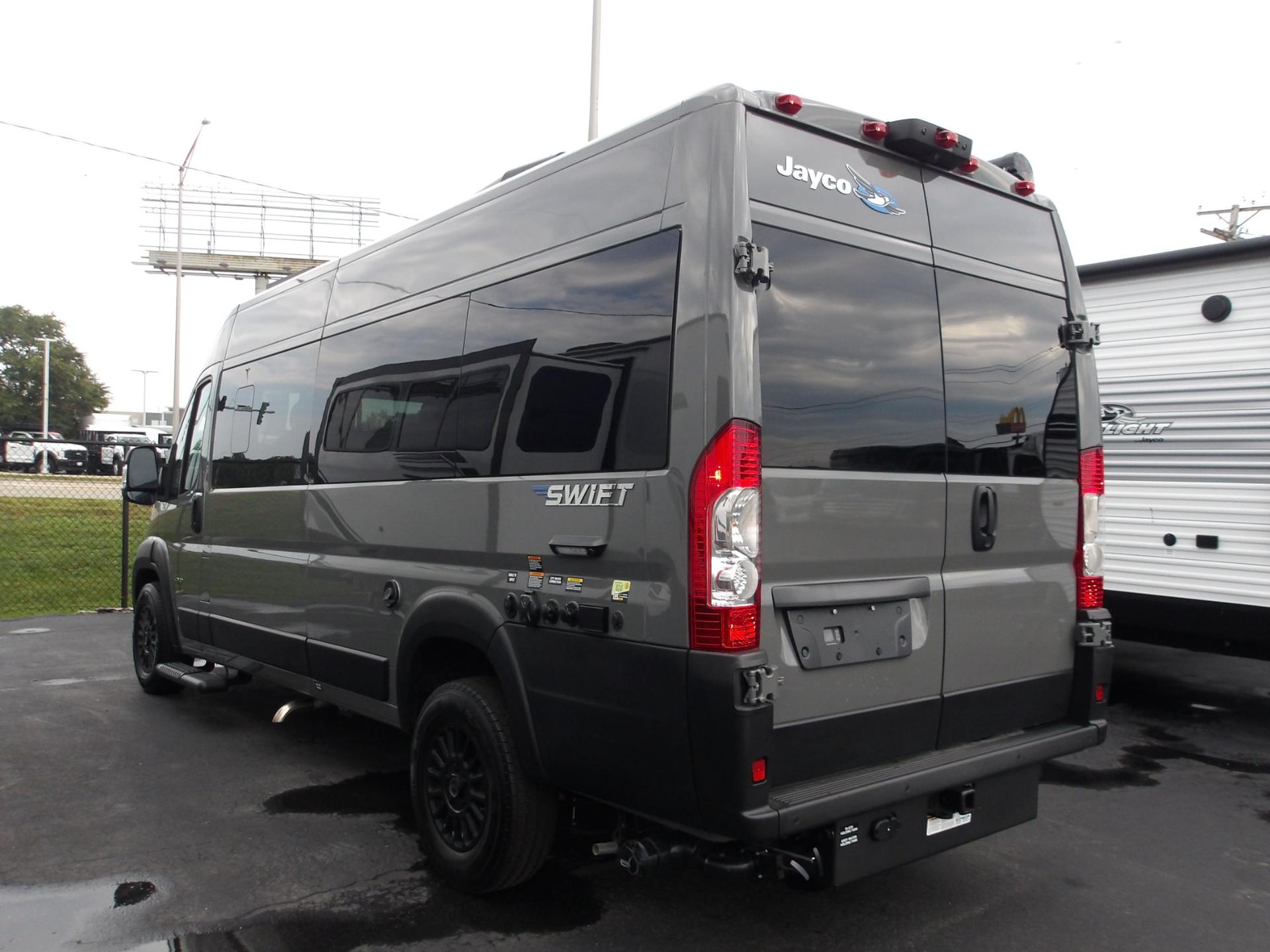 2027 Jayco 2027 Jayco Swift - thumbnail 6