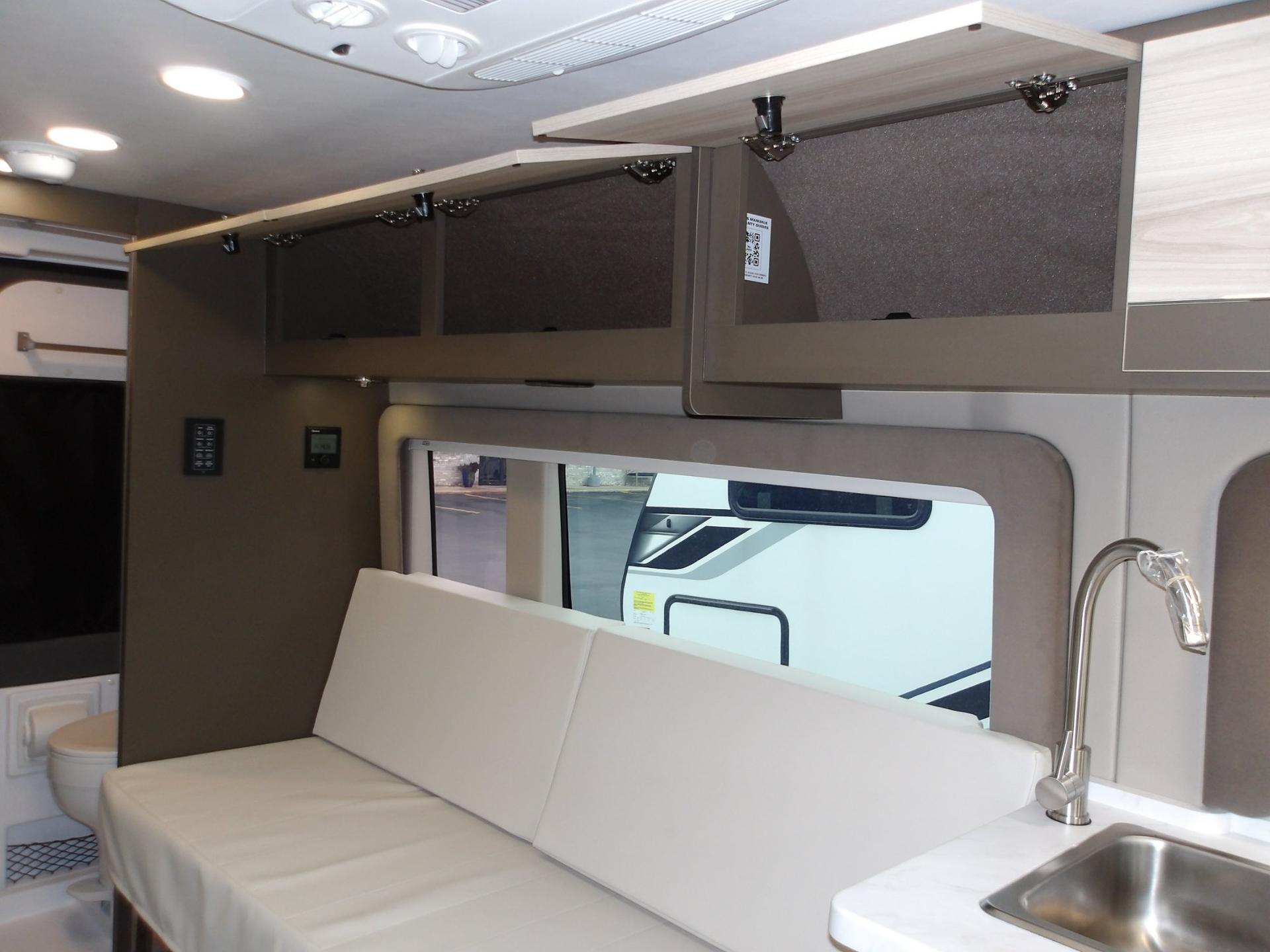 2027 Jayco 2027 Jayco Swift - thumbnail 18