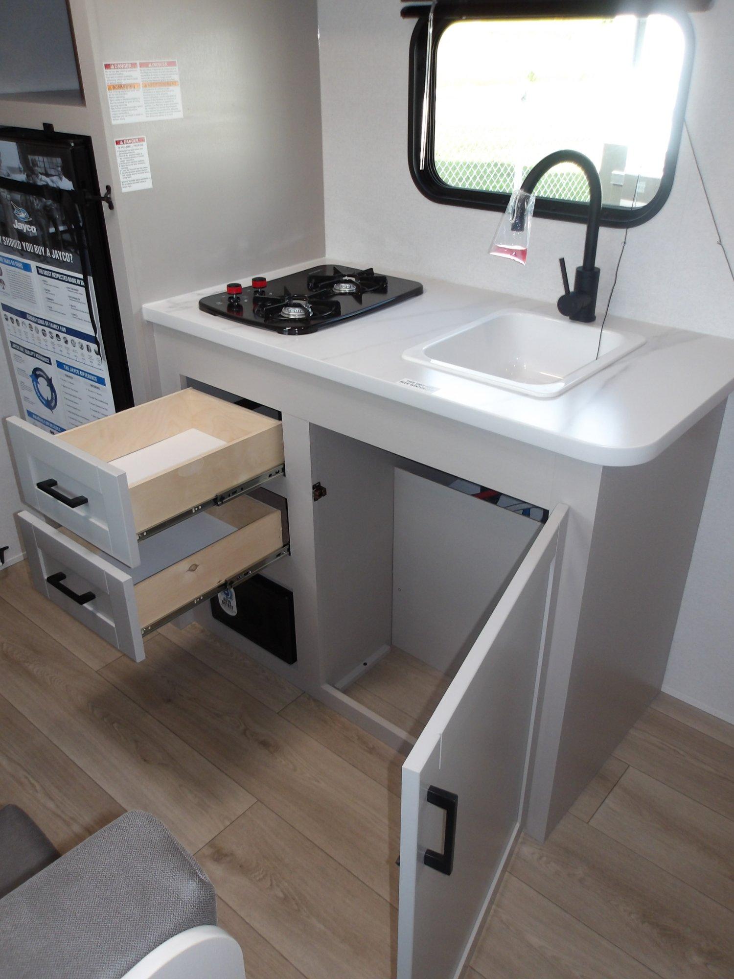 2027 Jayco 2027 Jayco Jay Flight - thumbnail 9