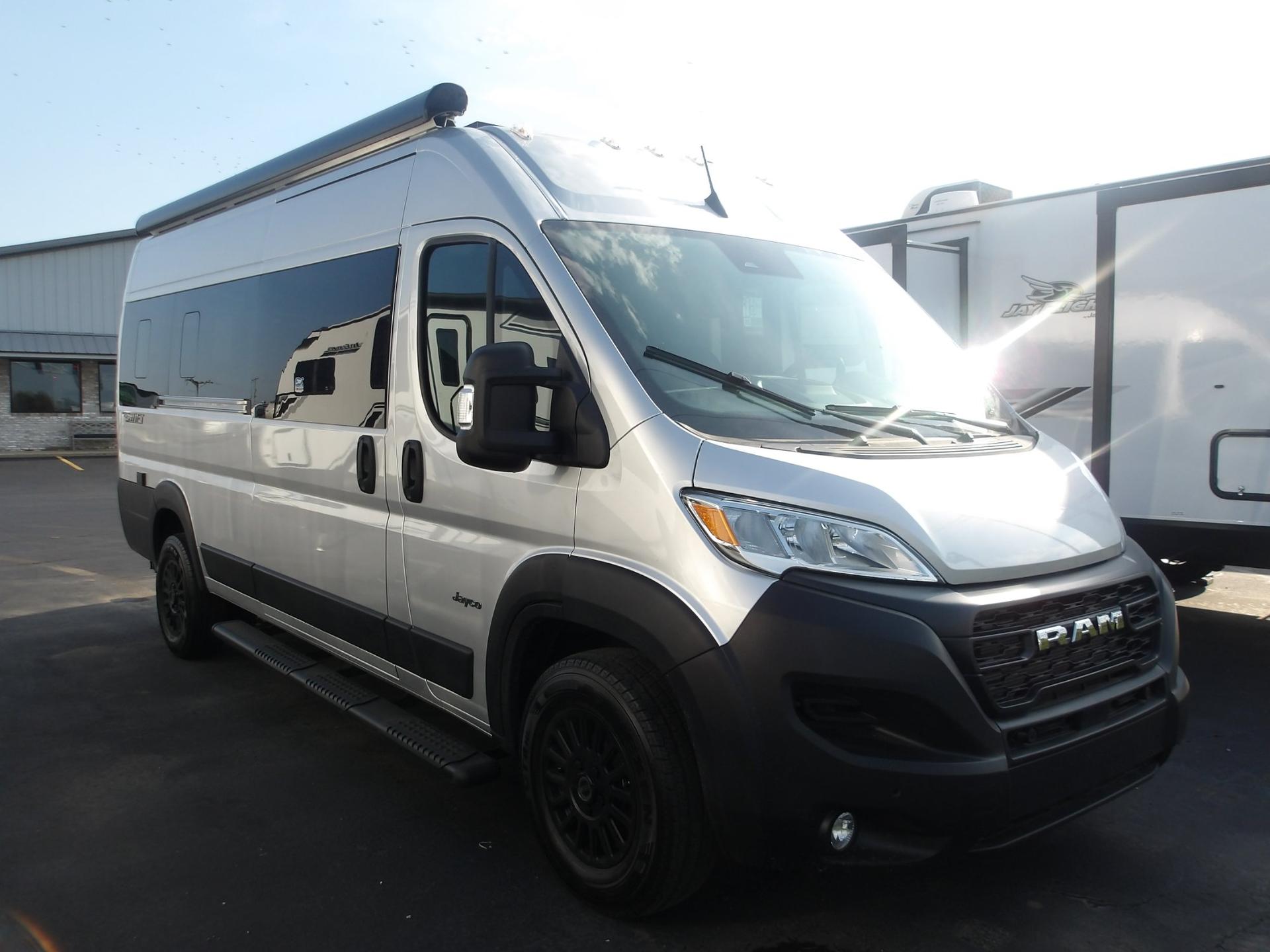 2027 Jayco 2027 Jayco Swift - image 1