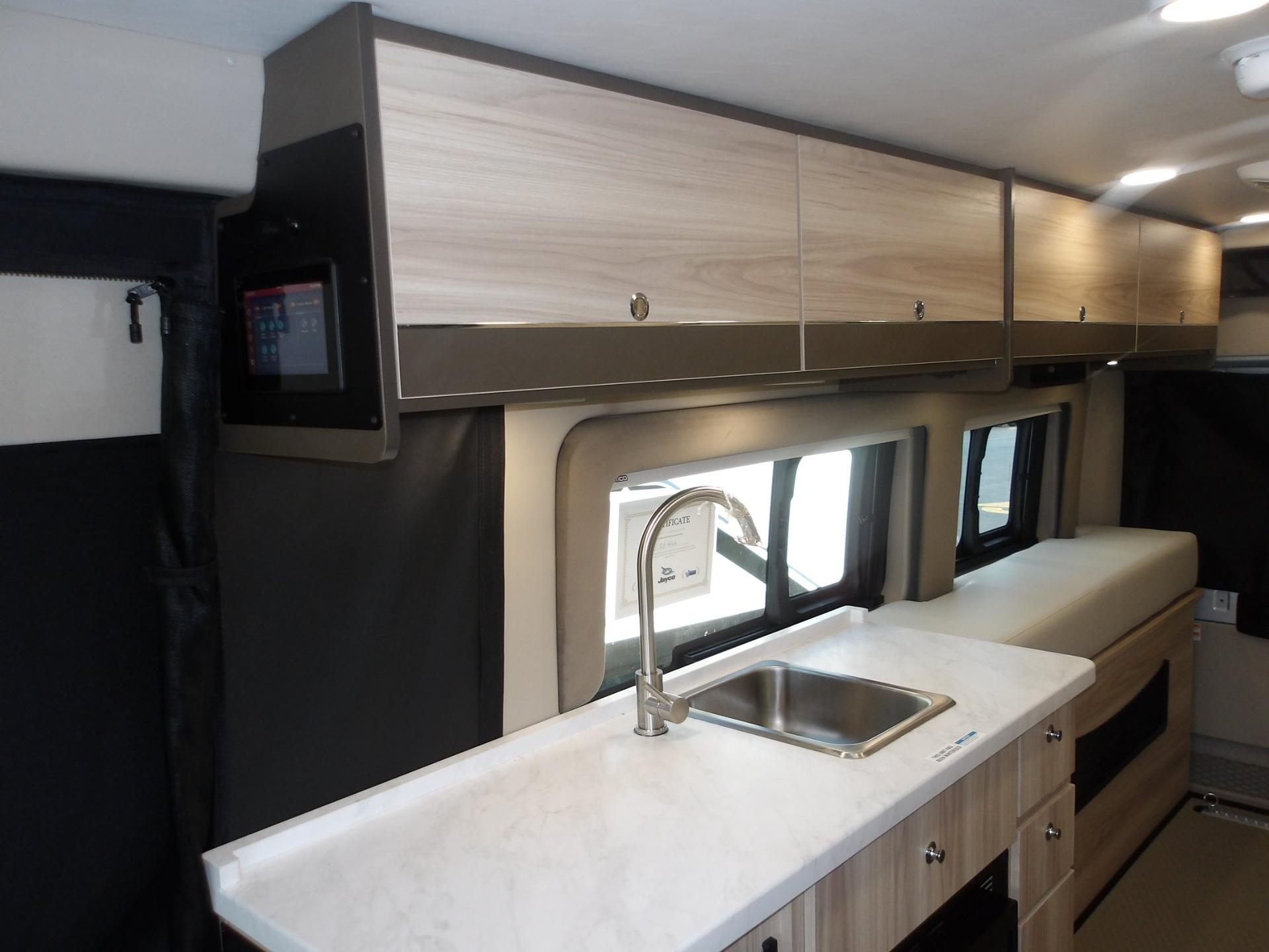 2027 Jayco 2027 Jayco Swift - thumbnail 18