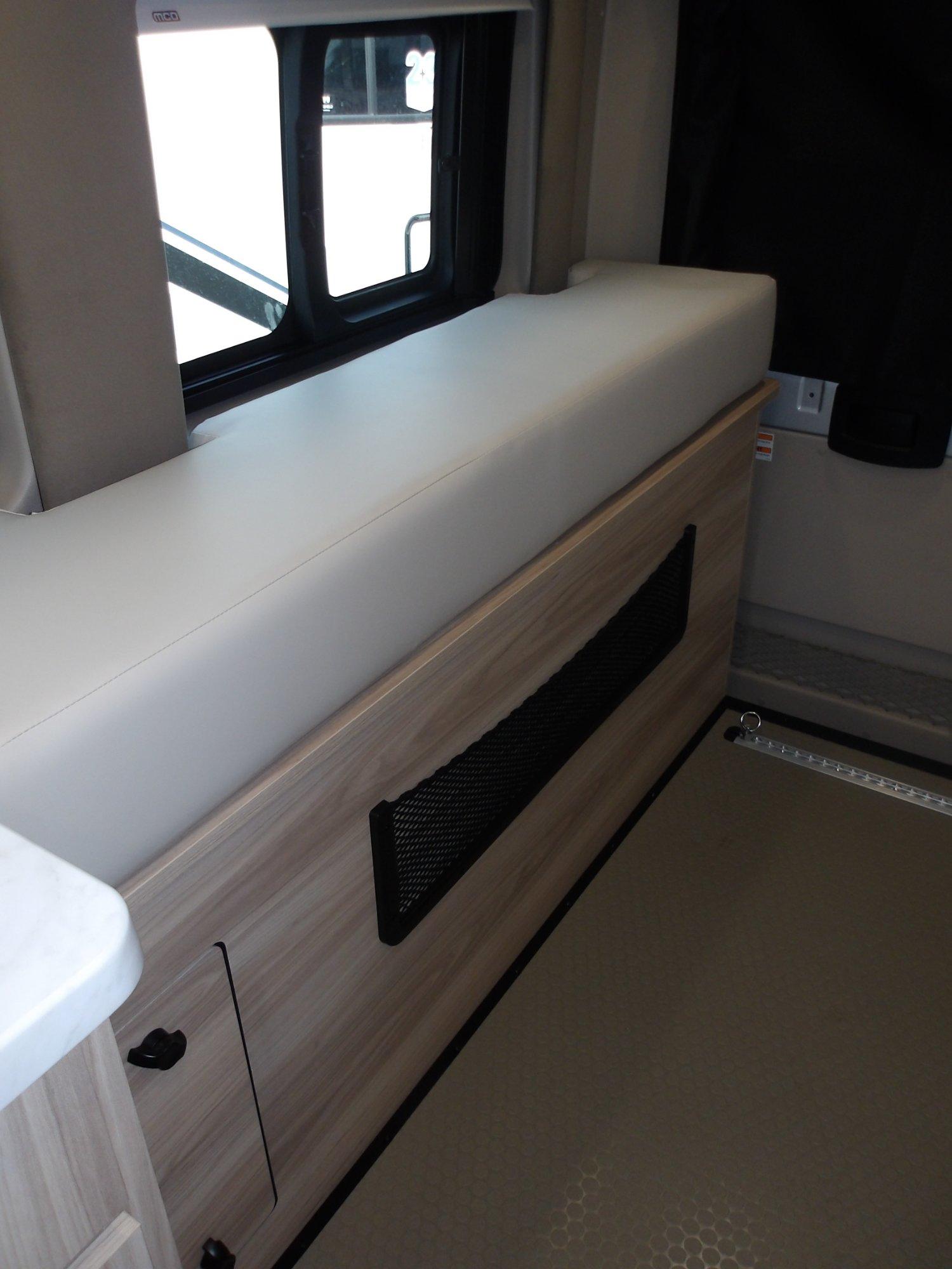 2027 Jayco 2027 Jayco Swift - thumbnail 27