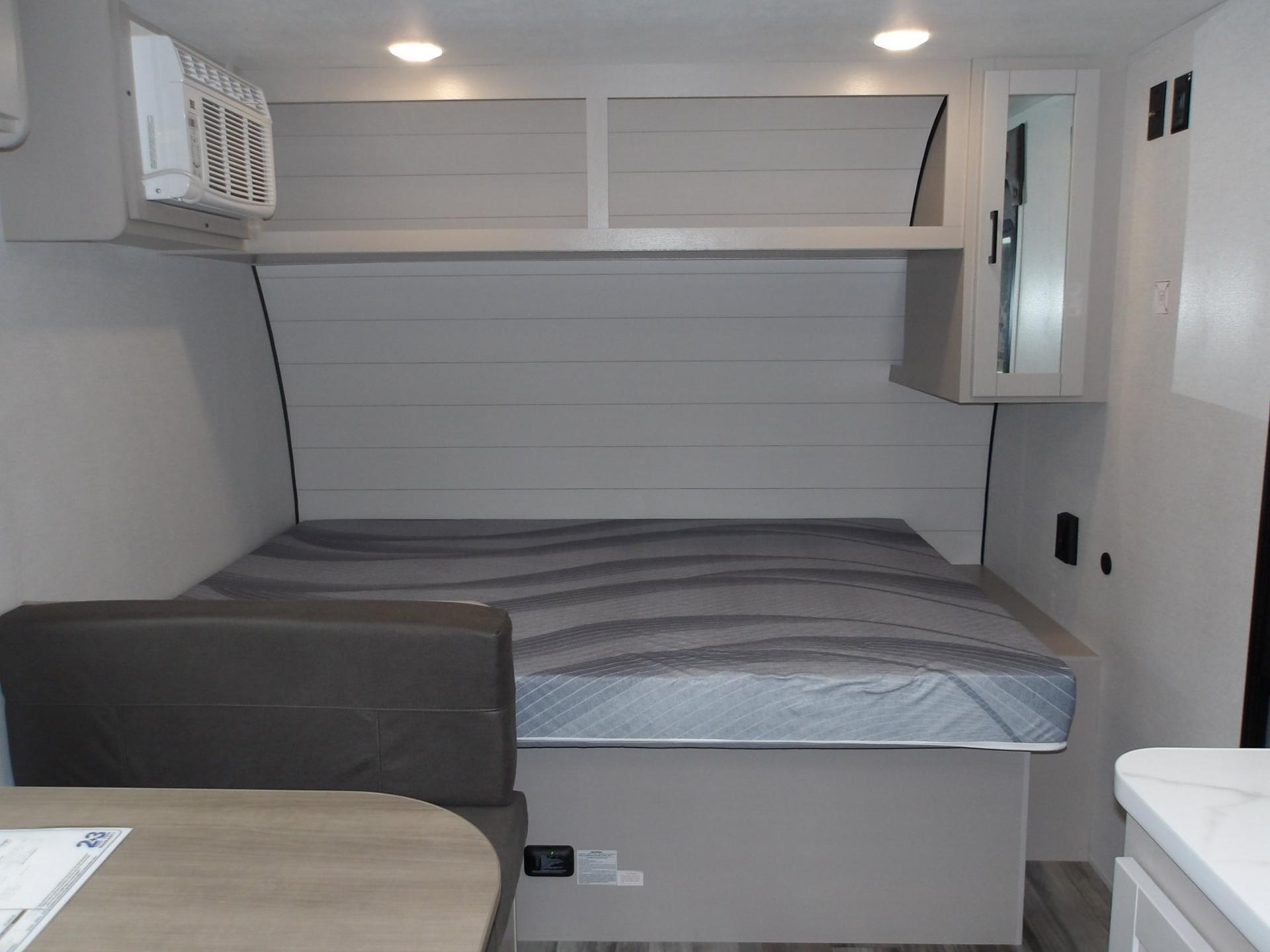 2027 Jayco 2027 Jayco Jay Flight - thumbnail 24