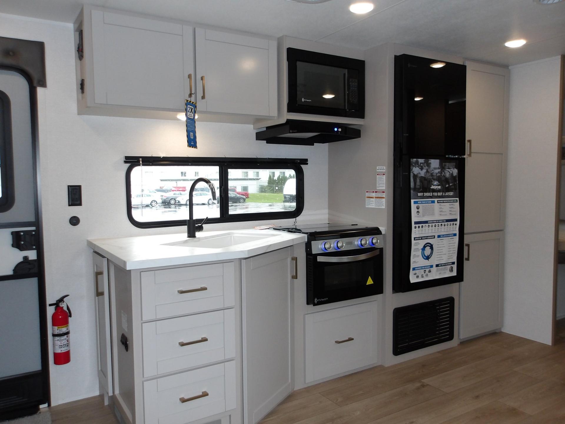 2027 Jayco 2027 Jayco Jay Flight - thumbnail 17
