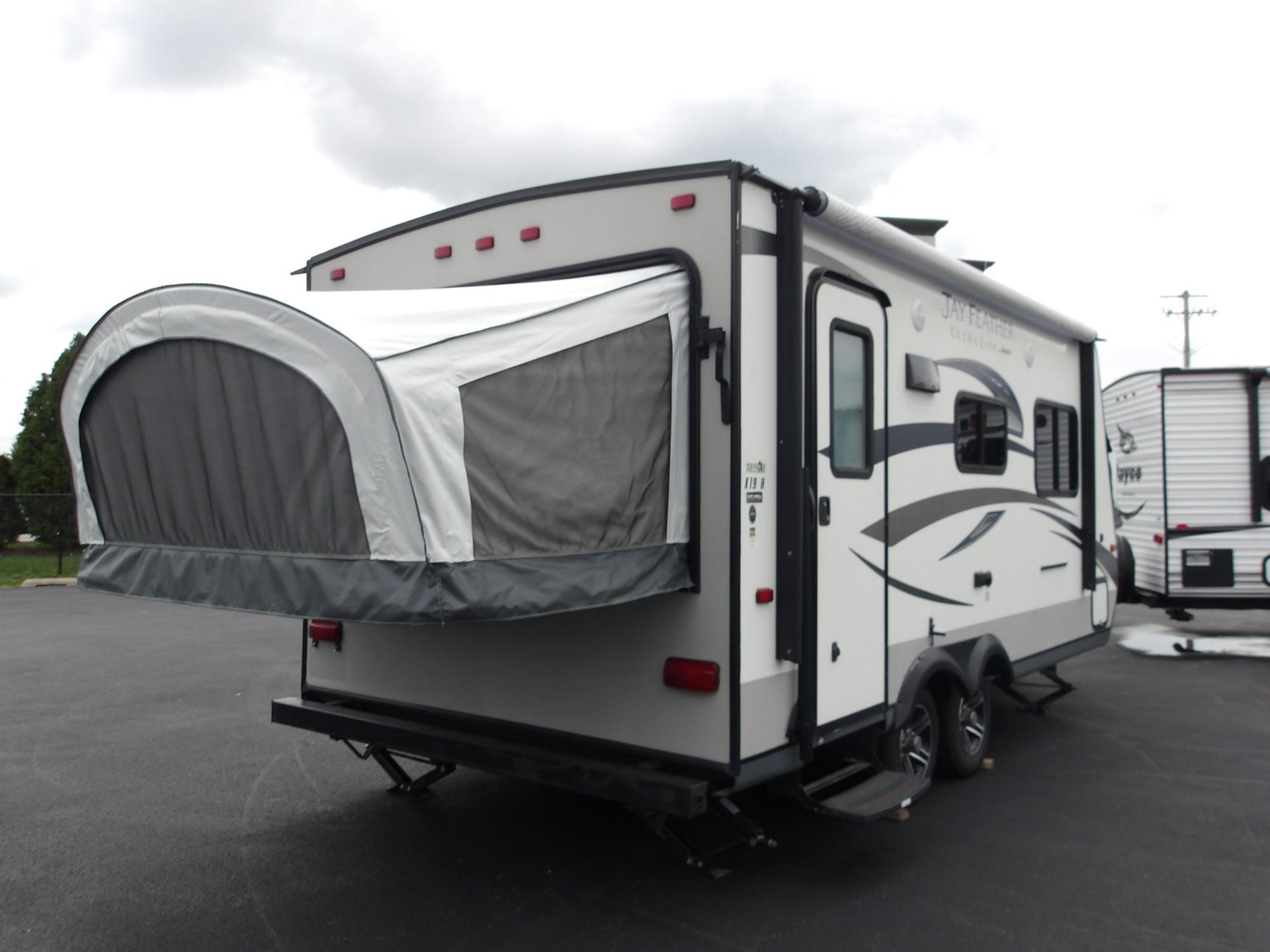 2015 Jayco 2015 Jayco TT - thumbnail 4