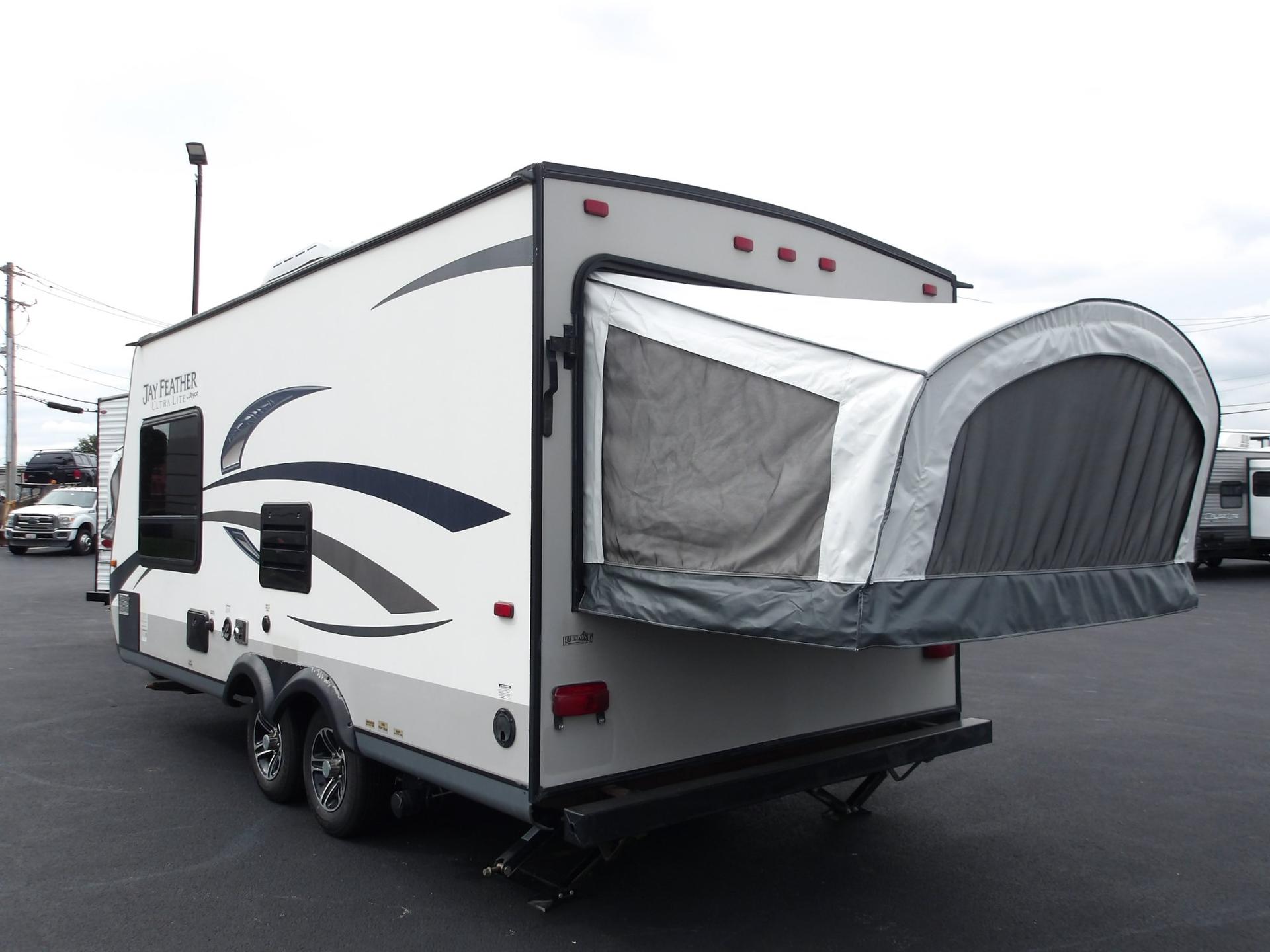 2015 Jayco 2015 Jayco TT - thumbnail 5