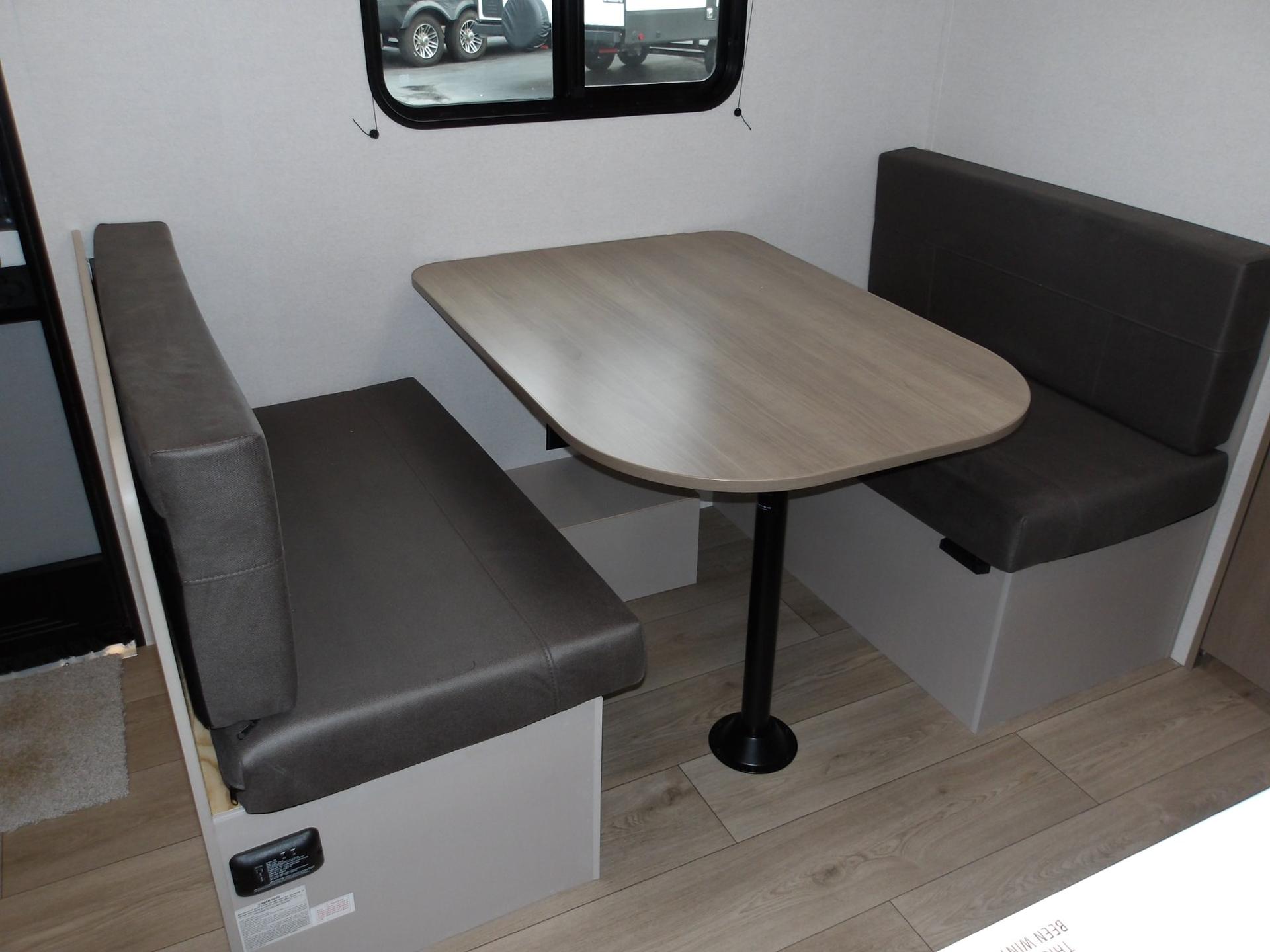 2027 Jayco 2027 Jayco Jay Flight - thumbnail 16