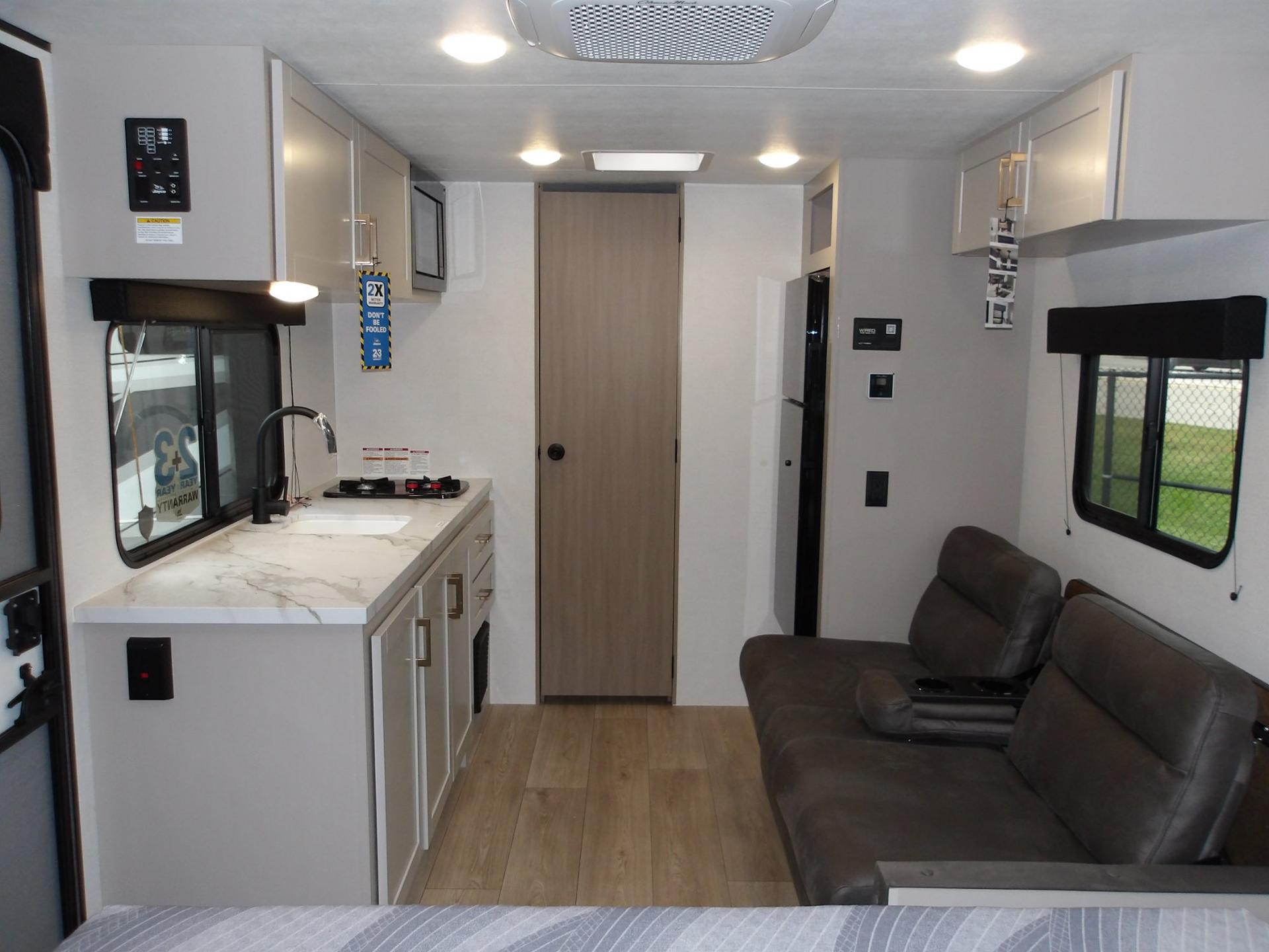 2027 Jayco 2027 Jayco Jay Feather Air SL - thumbnail 6