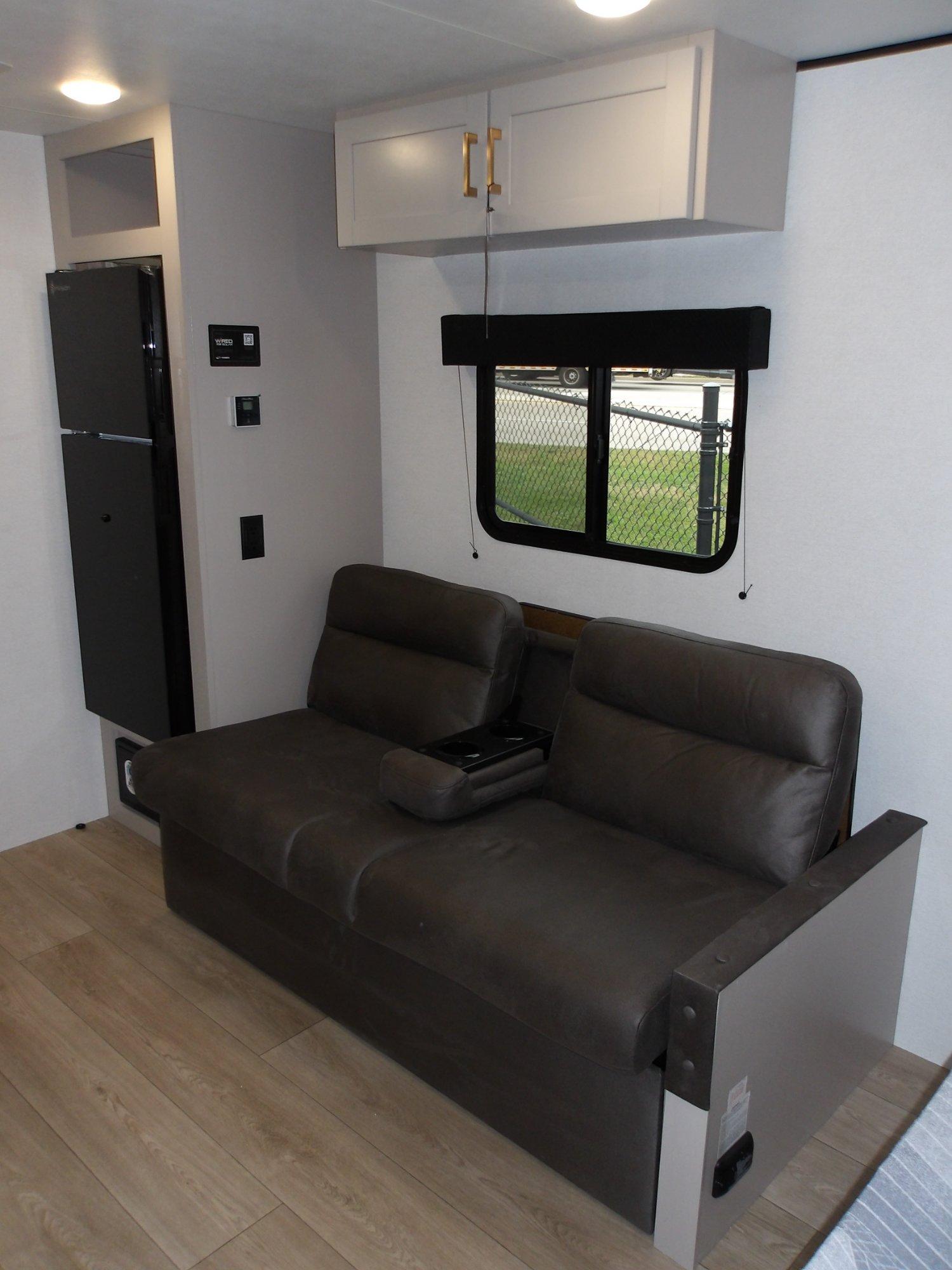 2027 Jayco 2027 Jayco Jay Feather Air SL - thumbnail 7