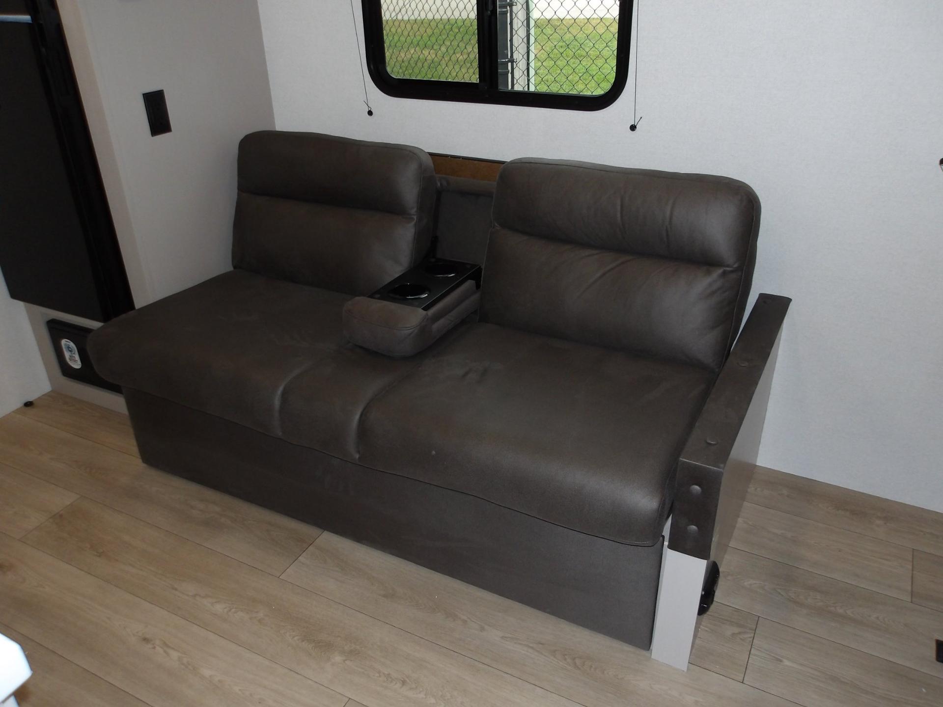 2027 Jayco 2027 Jayco Jay Feather Air SL - thumbnail 9