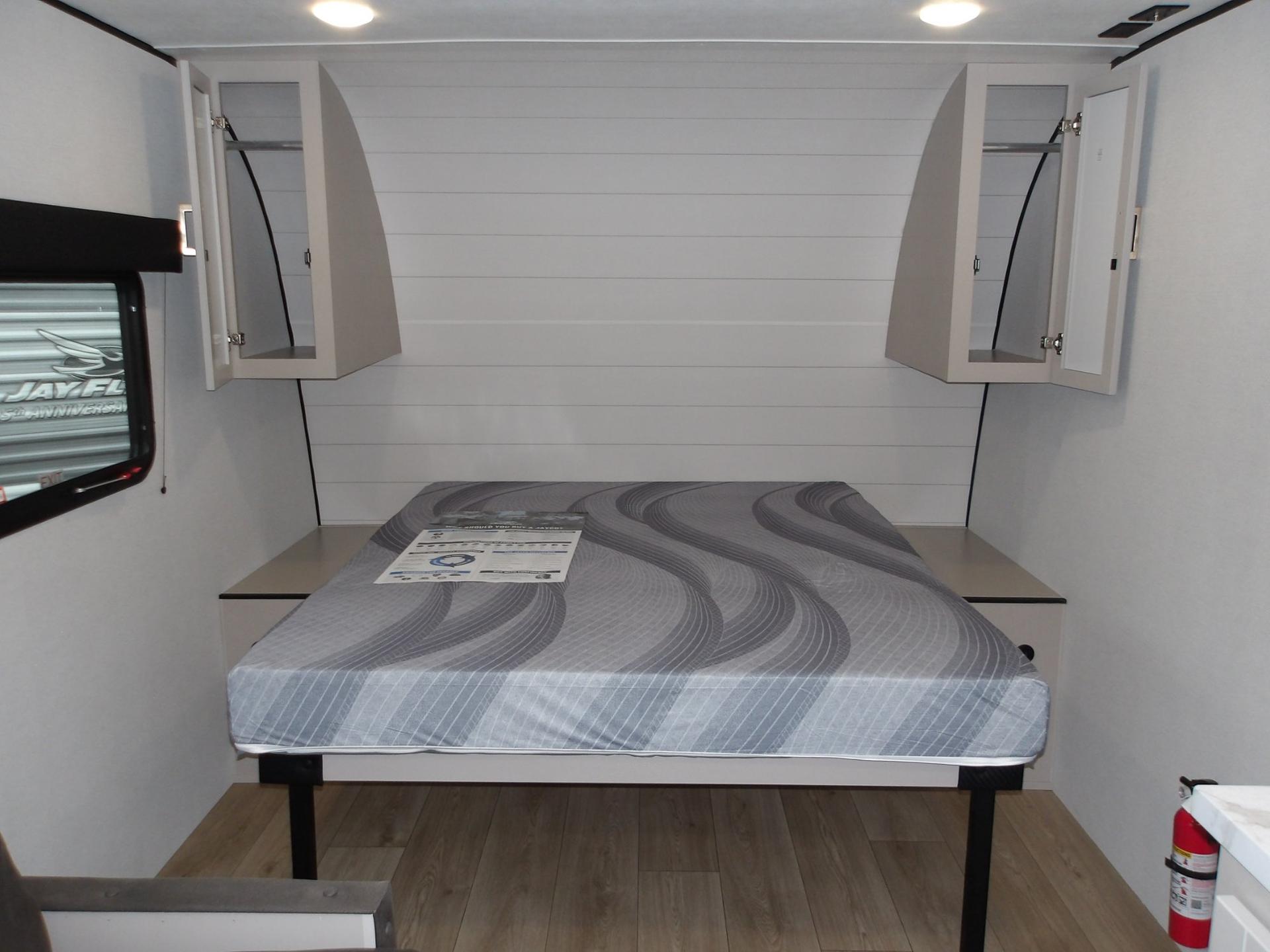 2027 Jayco 2027 Jayco Jay Feather Air SL - thumbnail 24