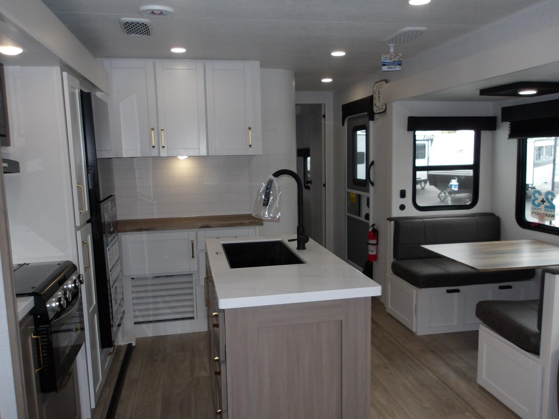 2027 Jayco 2027 Jayco Eagle - thumbnail 48