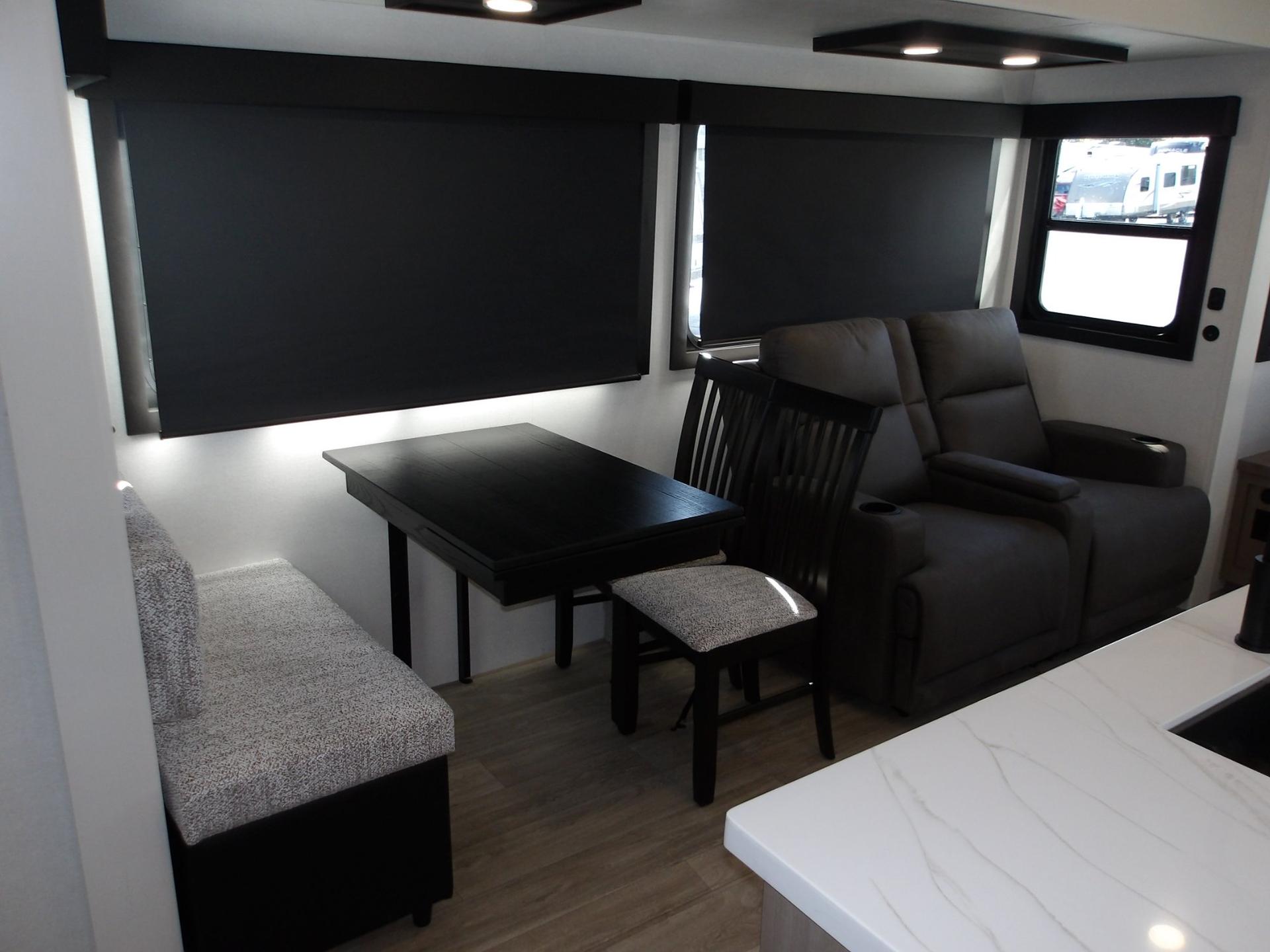 2027 Jayco 2027 Jayco Eagle - thumbnail 31