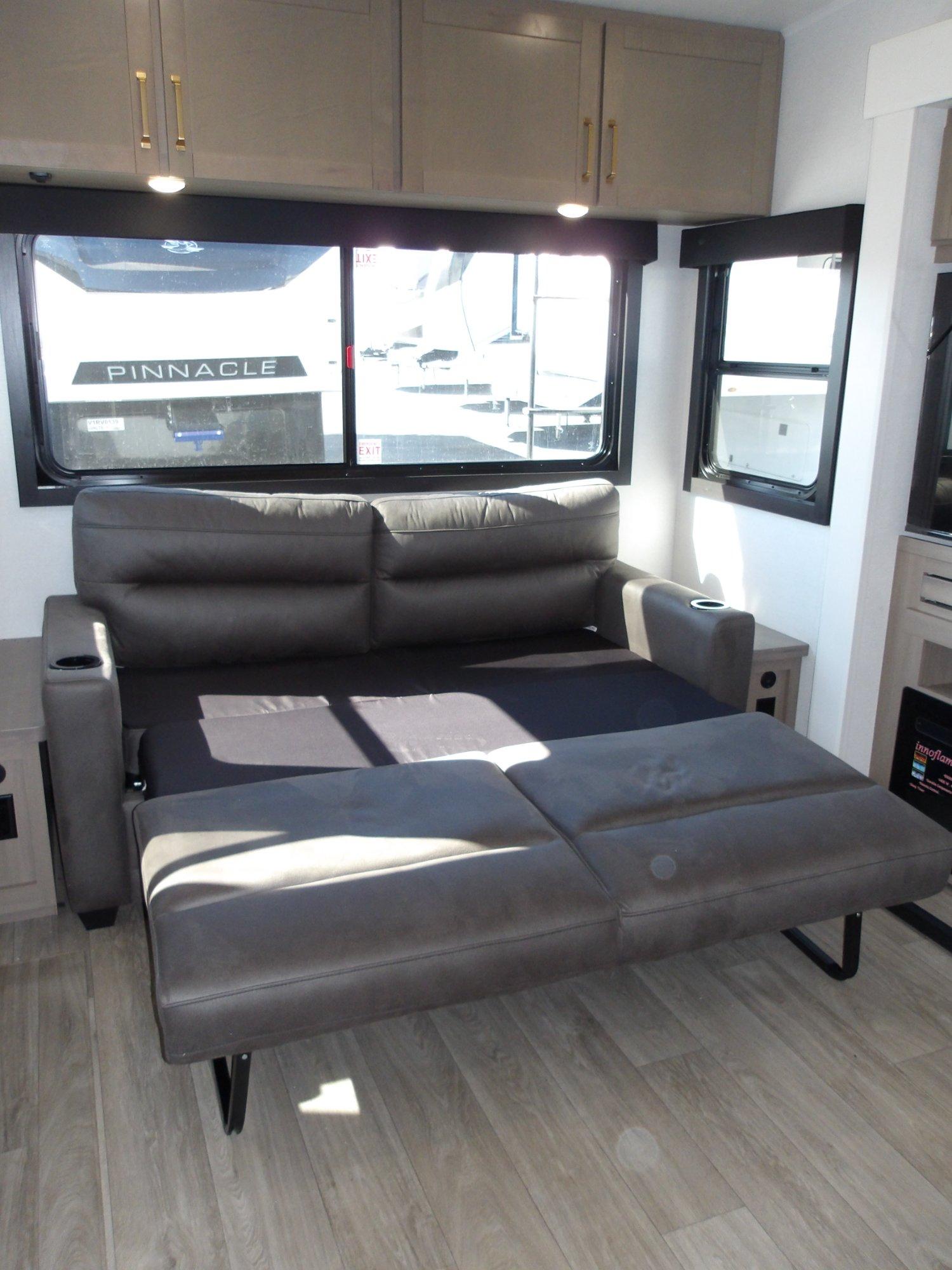 2027 Jayco 2027 Jayco Eagle - thumbnail 40