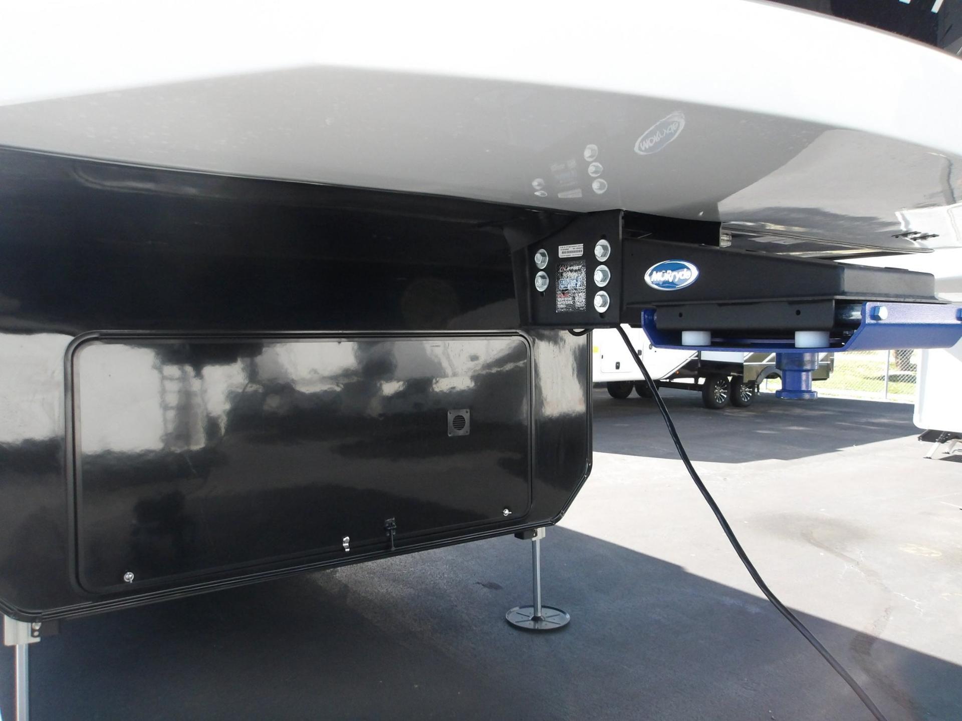 2027 Jayco 2027 Jayco Pinnacle - thumbnail 3
