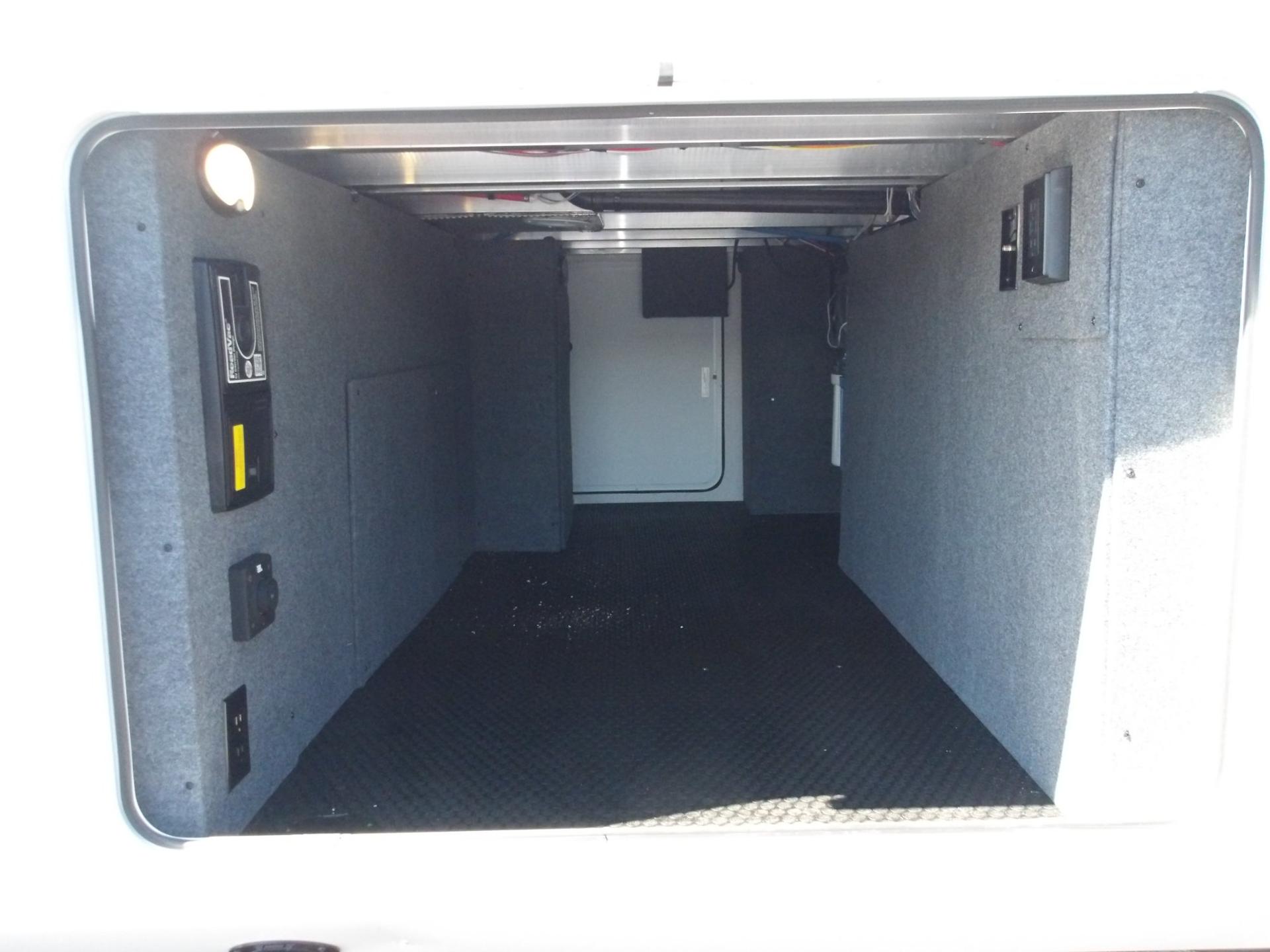2027 Jayco 2027 Jayco Pinnacle - thumbnail 6