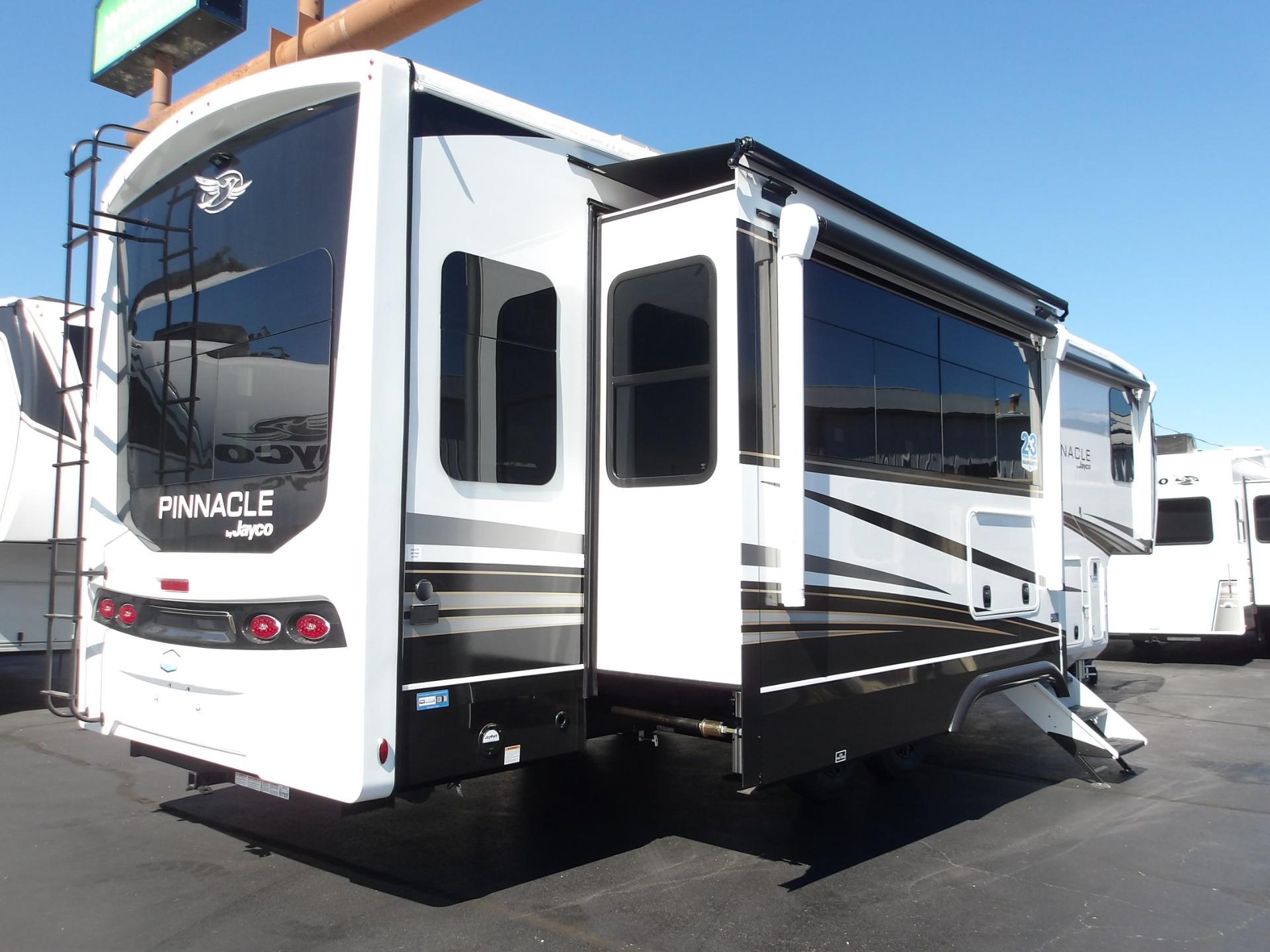 2027 Jayco 2027 Jayco Pinnacle - thumbnail 8