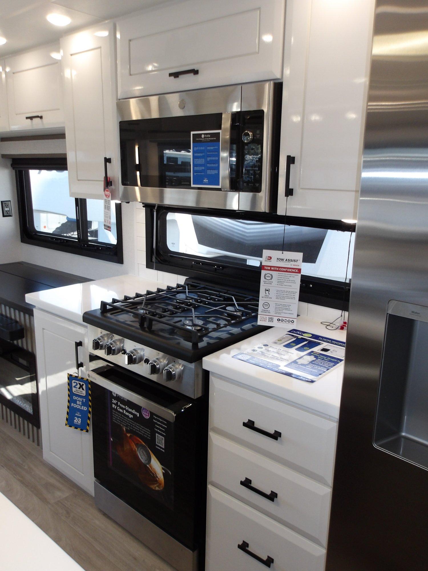 2027 Jayco 2027 Jayco Pinnacle - thumbnail 19
