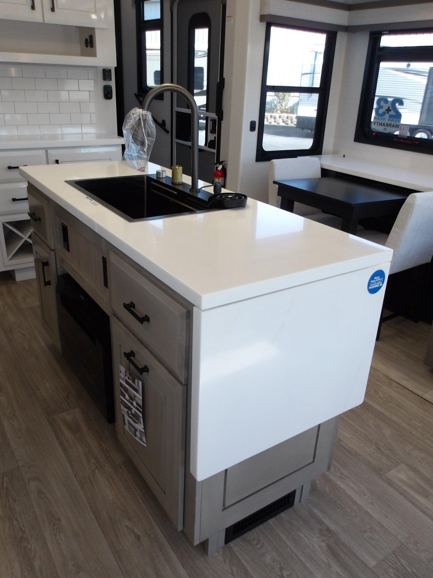 2027 Jayco 2027 Jayco Pinnacle - thumbnail 33