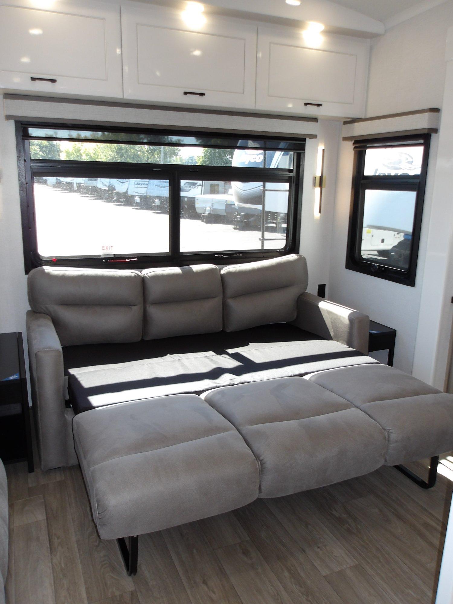 2027 Jayco 2027 Jayco Pinnacle - thumbnail 39