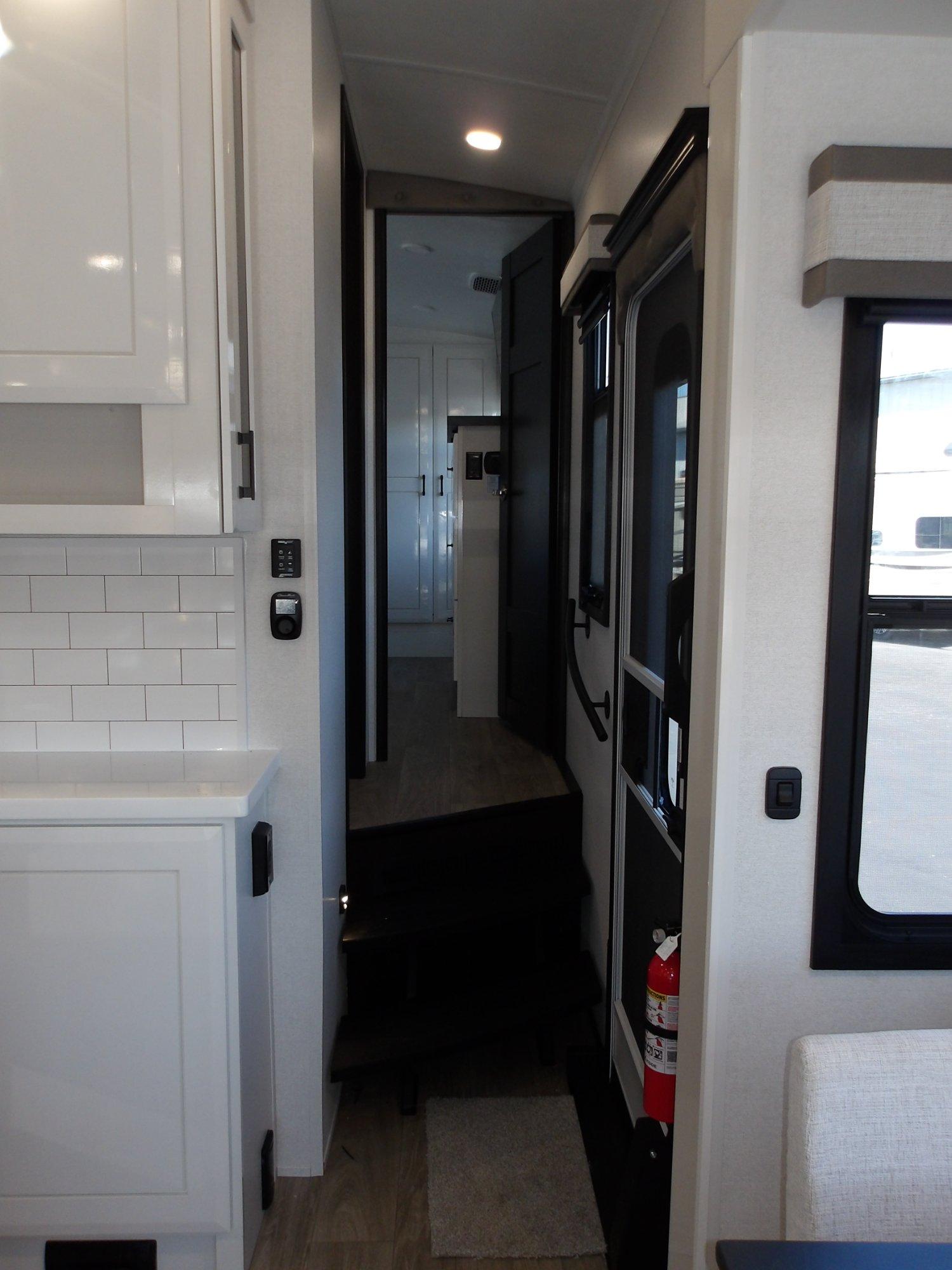 2027 Jayco 2027 Jayco Pinnacle - thumbnail 48