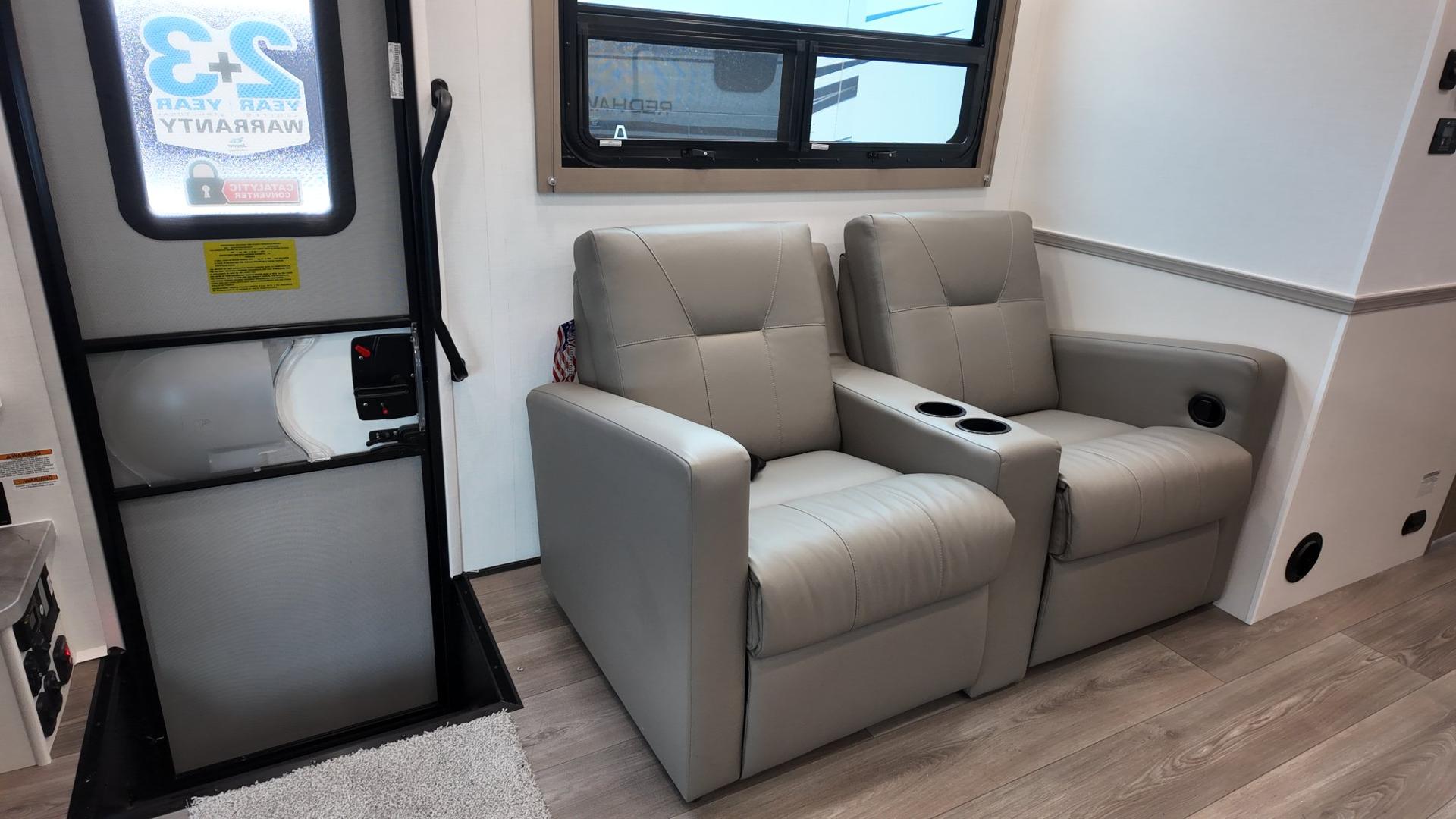 2027 Jayco 2027 Jayco Redhawk - thumbnail 19