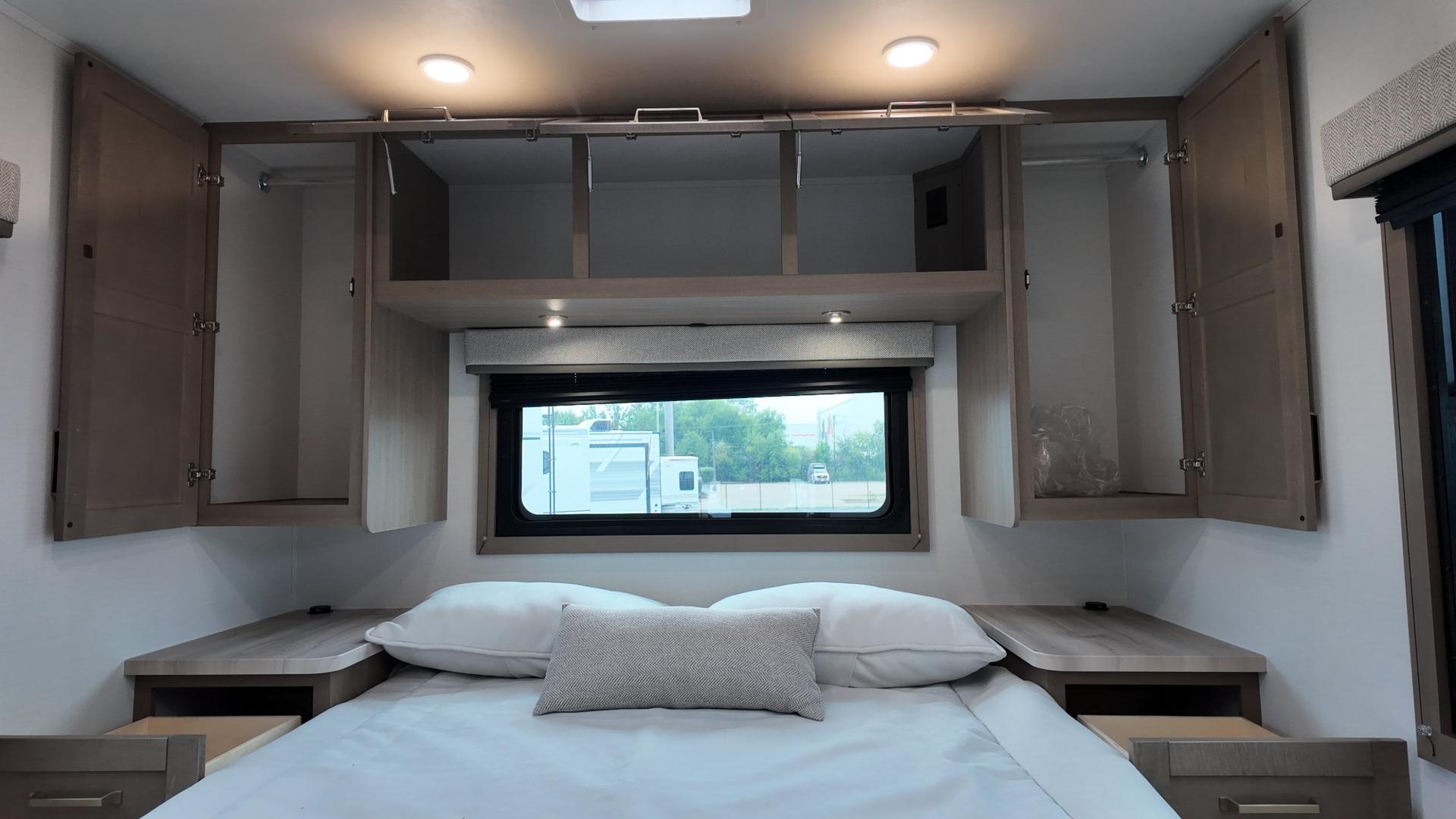 2027 Jayco 2027 Jayco Redhawk - thumbnail 38
