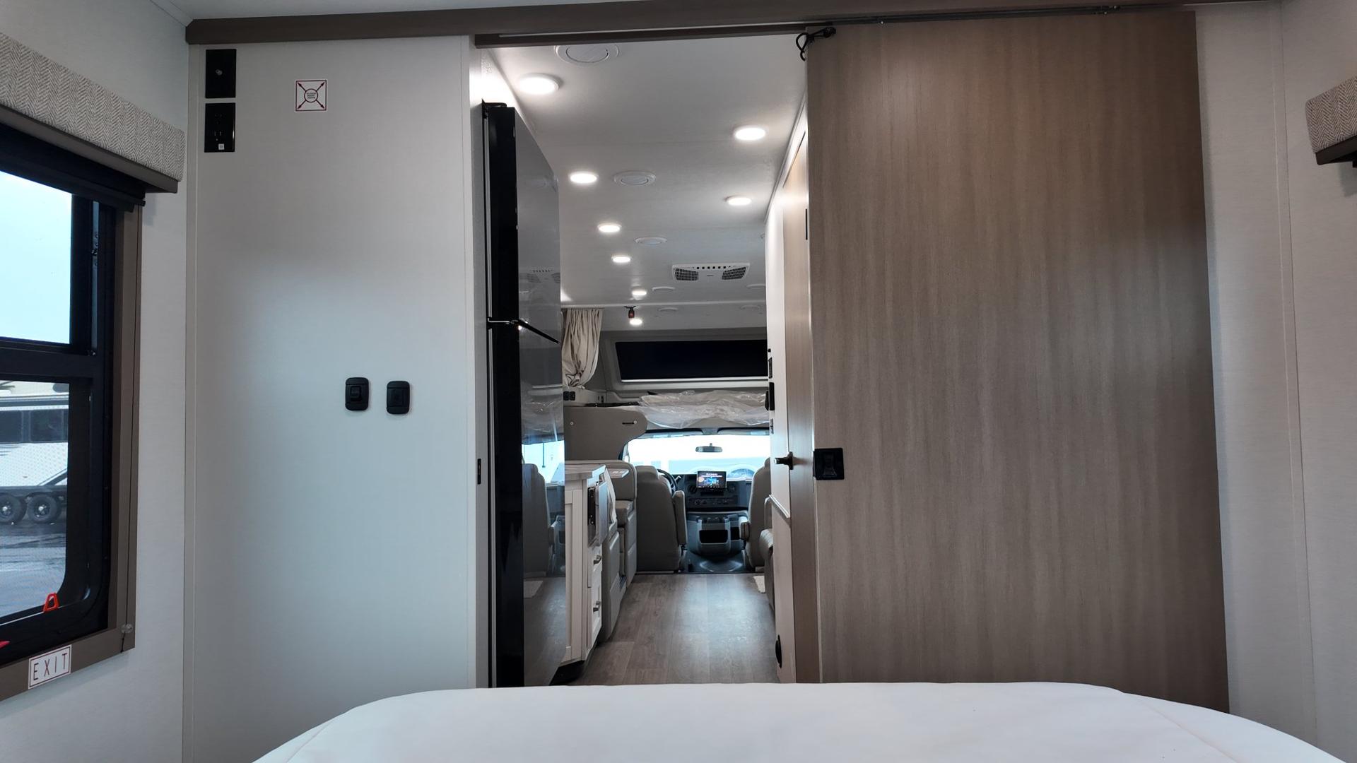 2027 Jayco 2027 Jayco Redhawk - thumbnail 40