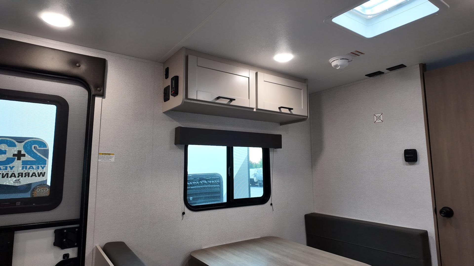 2027 Jayco 2027 Jayco Jay Flight - thumbnail 16