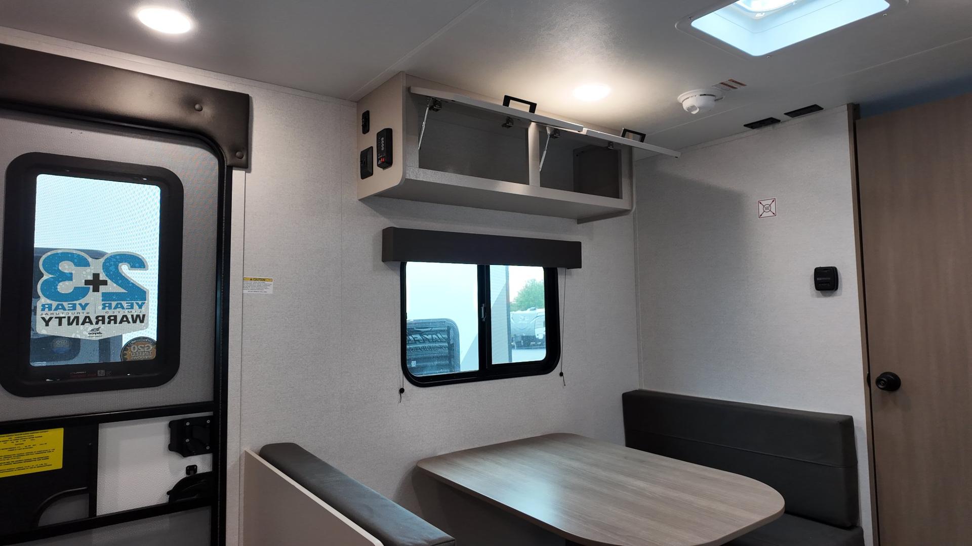2027 Jayco 2027 Jayco Jay Flight - thumbnail 17
