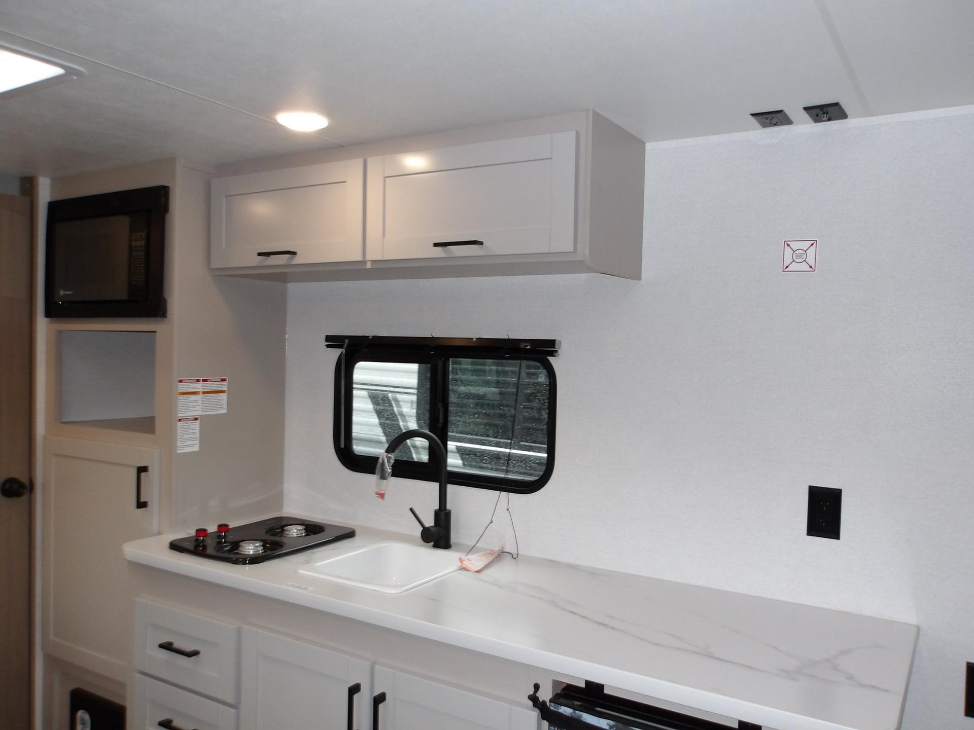 2027 Jayco 2027 Jayco Jay Flight - thumbnail 15