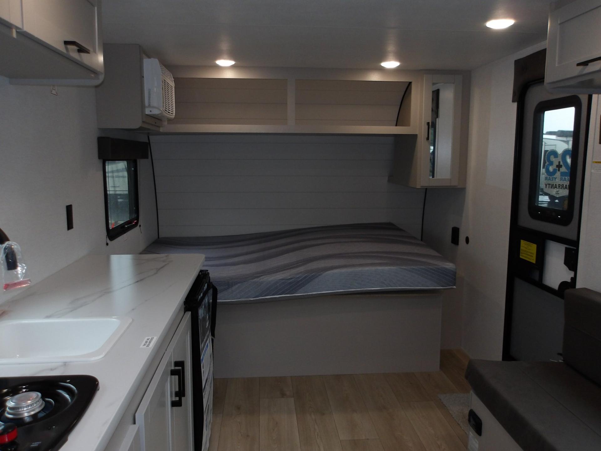 2027 Jayco 2027 Jayco Jay Flight - thumbnail 24
